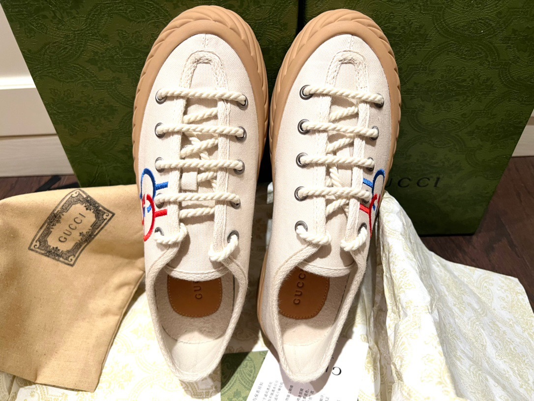 E7CFC010-A6E8-429A-97EB-51B6BF88980E