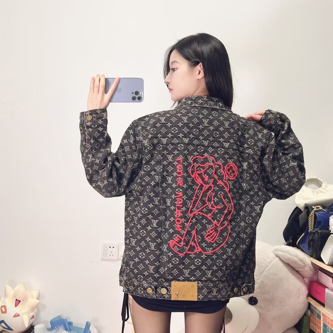 B46BF808-ECA5-4D3F-A39D-04F4C5038882