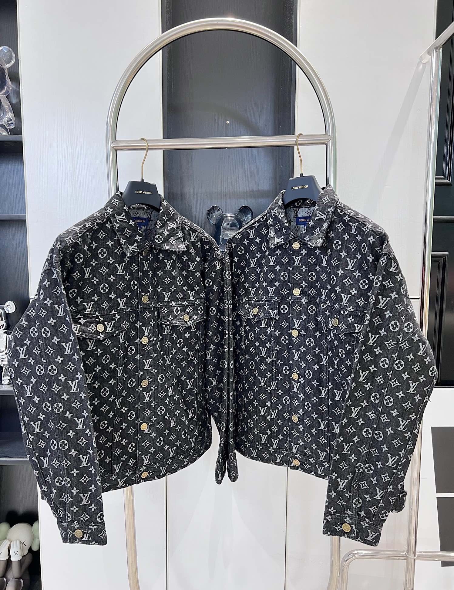 68B4E030-32A7-4A01-A344-17FAB99EA73E