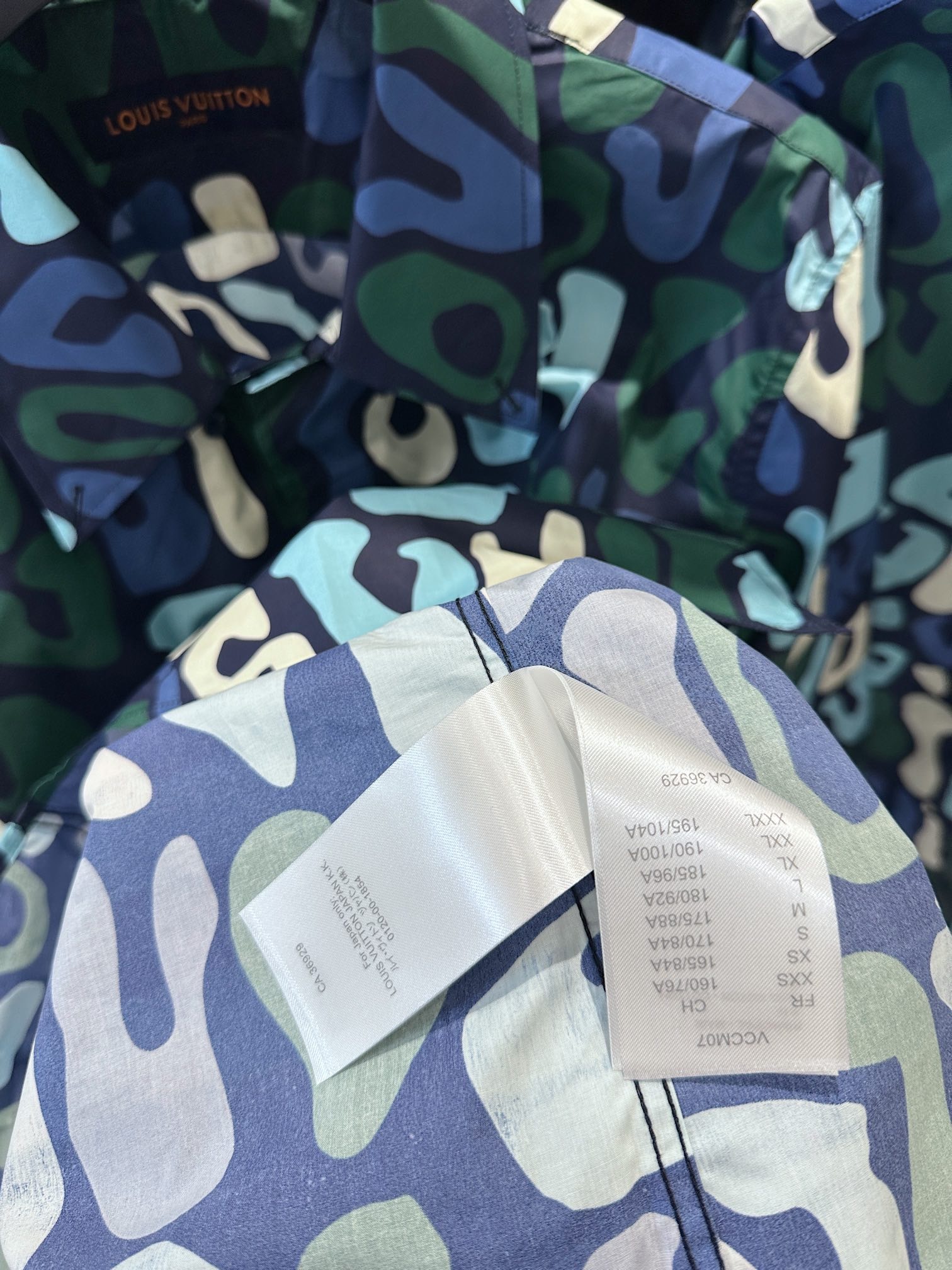 57B301CF-F6BC-4205-BEF4-C591DFF97BCF