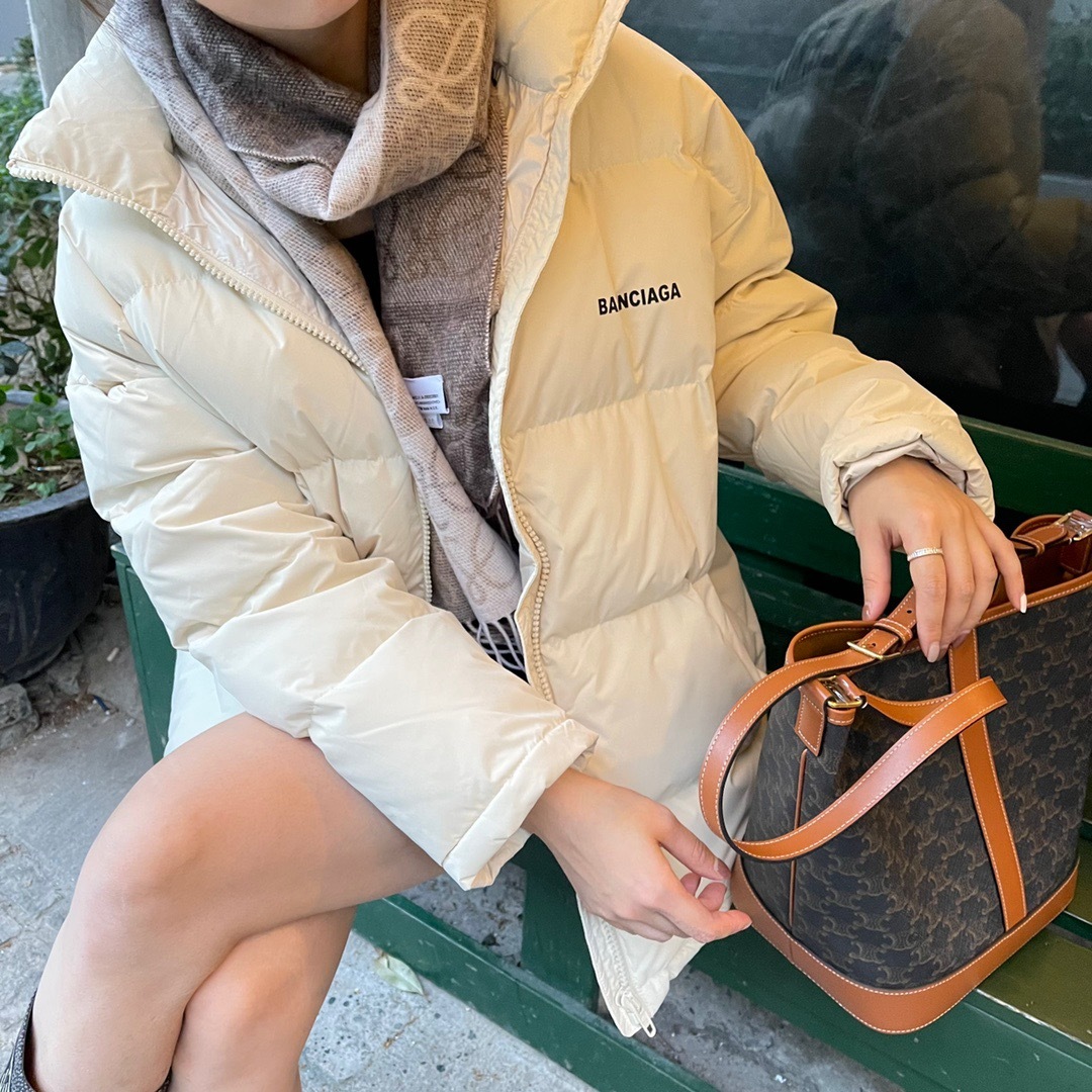 B1458230-4E73-47D1-A733-C05B33F70937