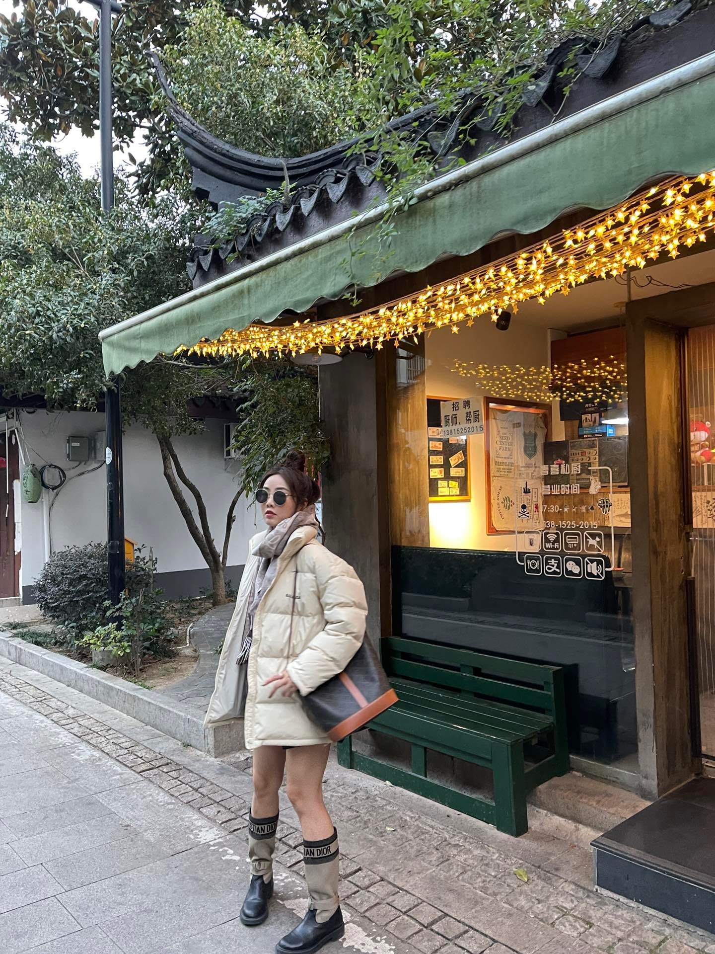 D43EE29E-70F7-4E15-BE46-5BB162D0FFE5