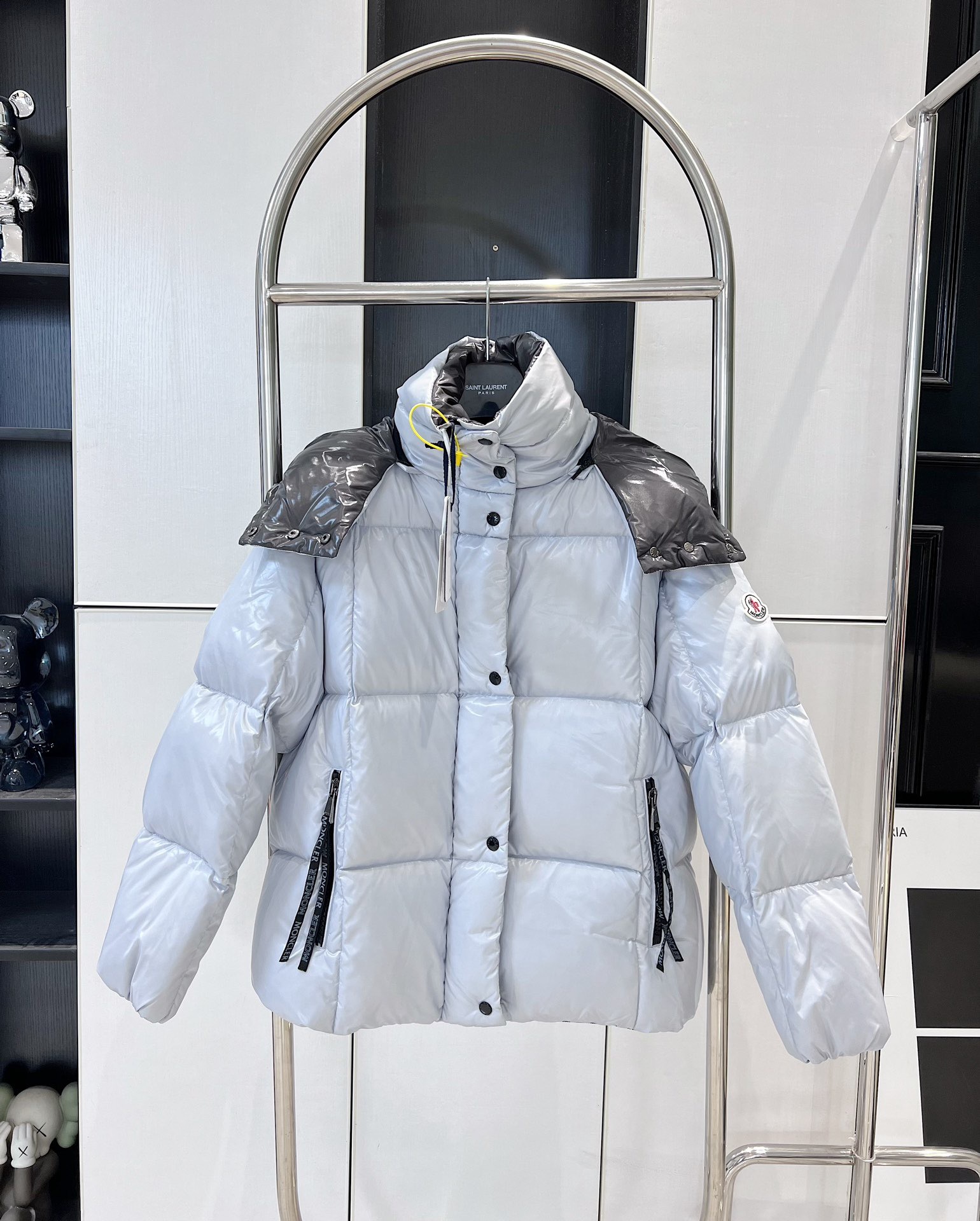 955C0BF3-25A7-47D0-BFC5-E38FDA65CD92