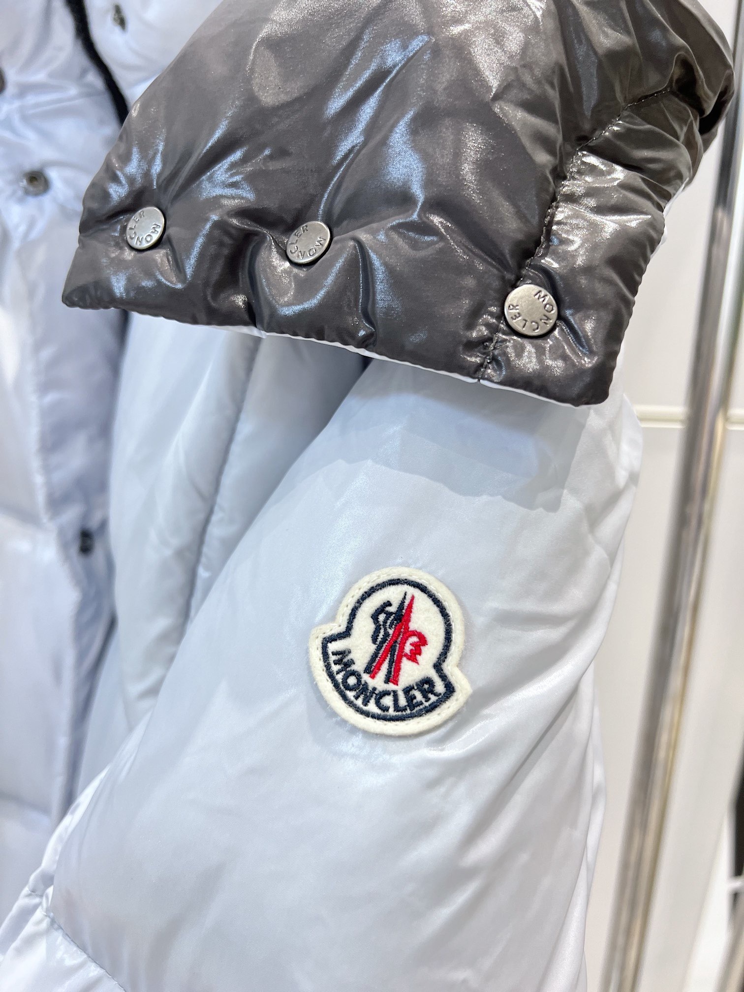 54D8317A-953F-4078-BD80-89E1870C352A