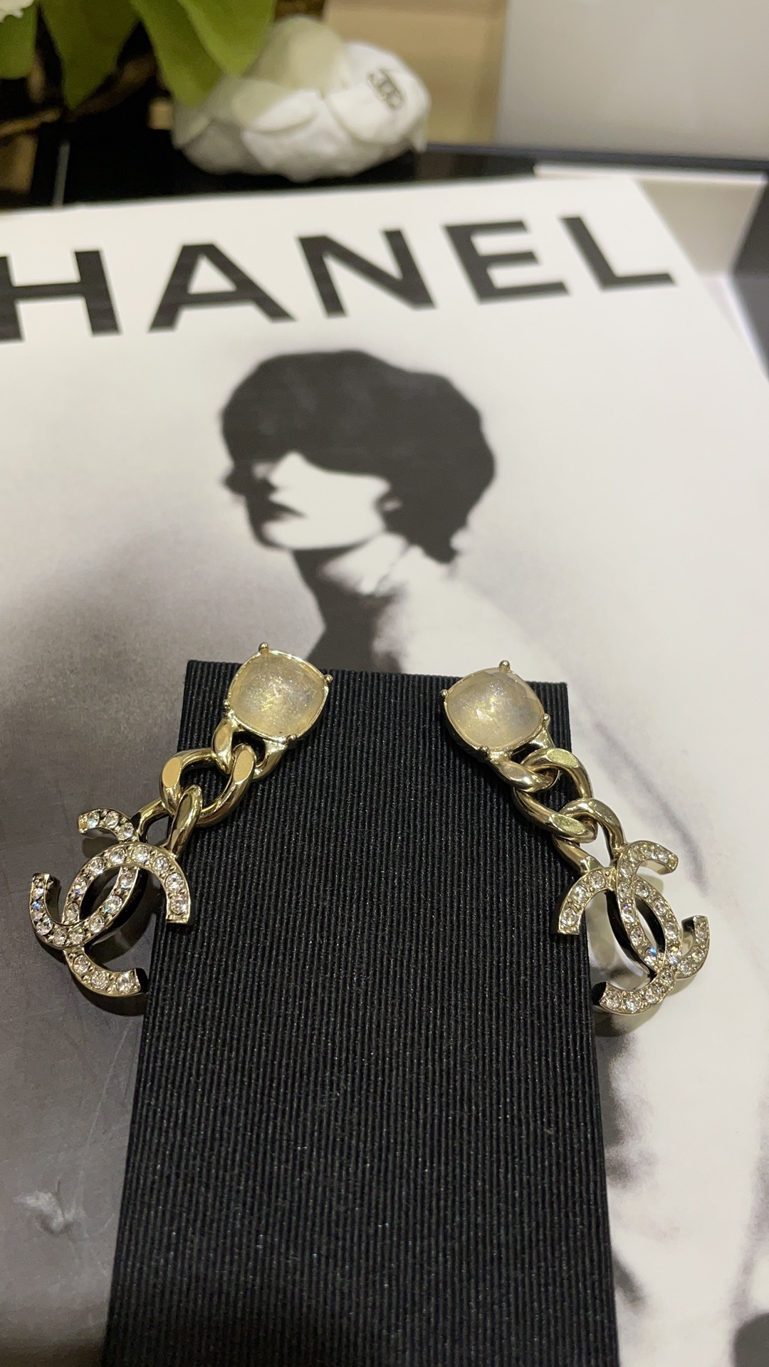 4D762511-B862-4C3E-B2B9-7D0D017831A8