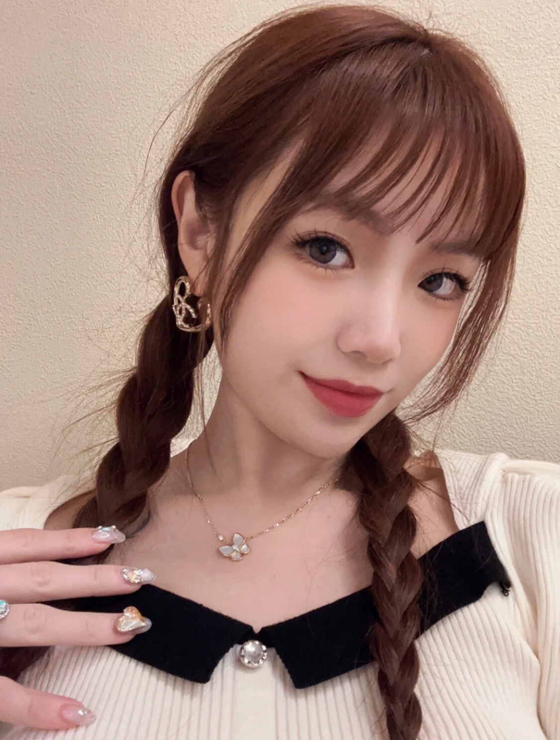 02EEC911-ED12-46DB-A687-20530B74AB25