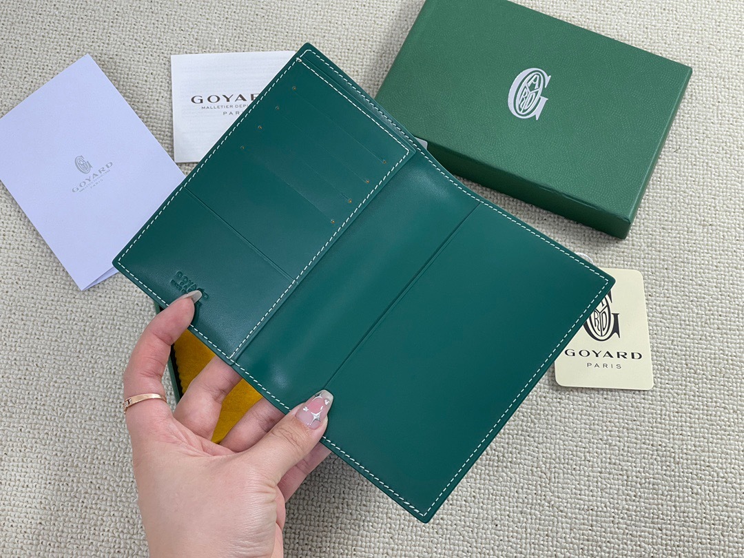 9839DA01-6246-413B-9A43-8F87D7177BCE