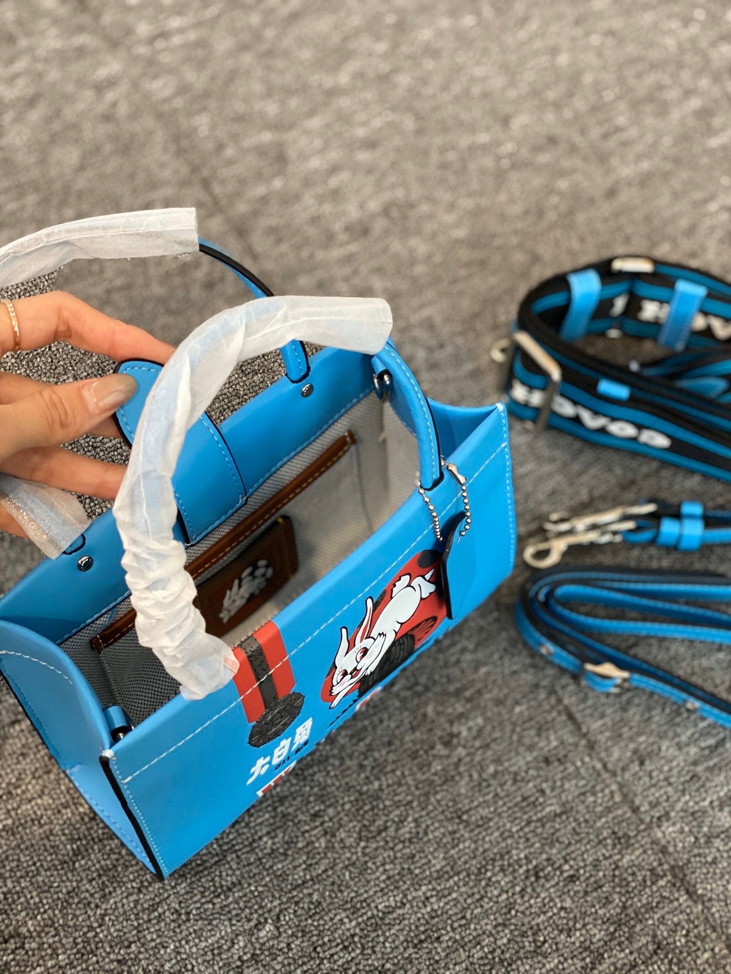 BF80CDF1-CDE3-4531-921B-1428A7C625A3