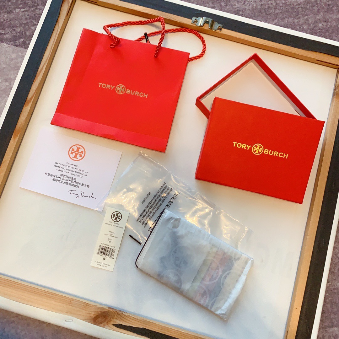 26A93F20-4F25-4EEF-8A06-2980C638F1C6