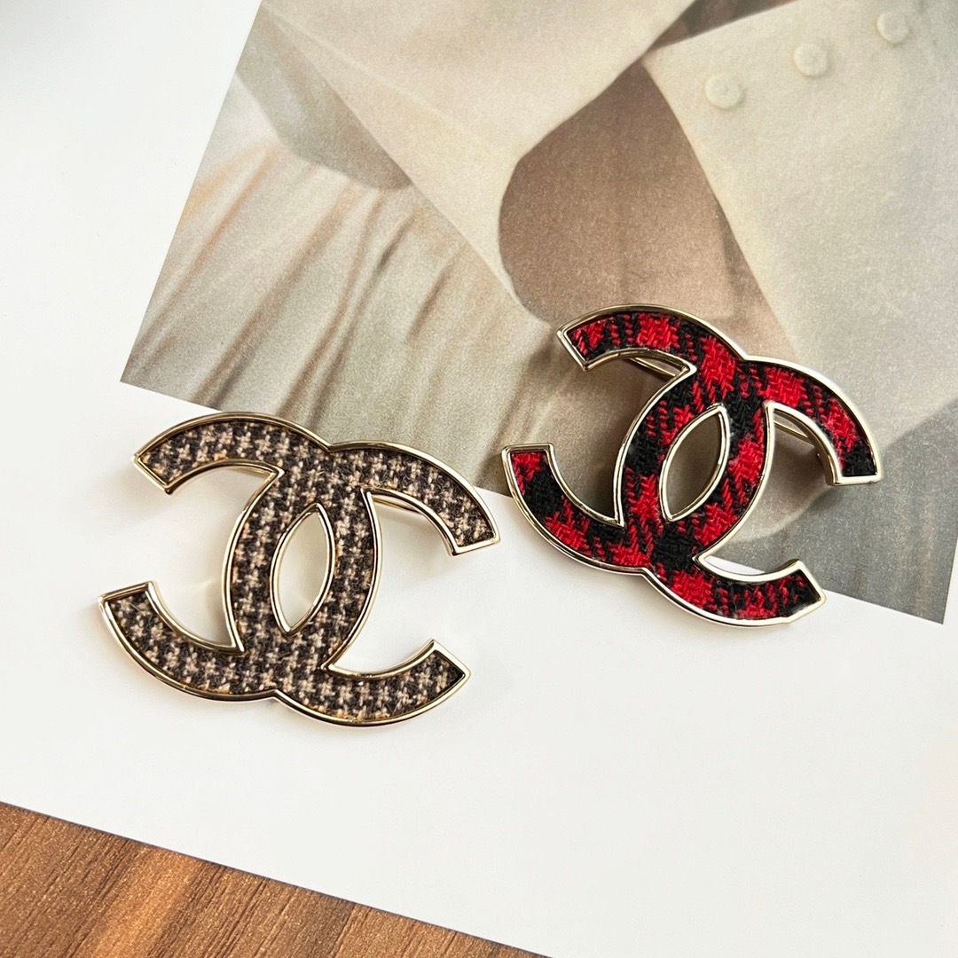 E1DABF5C-2CB3-43A6-9B86-D56452890B76