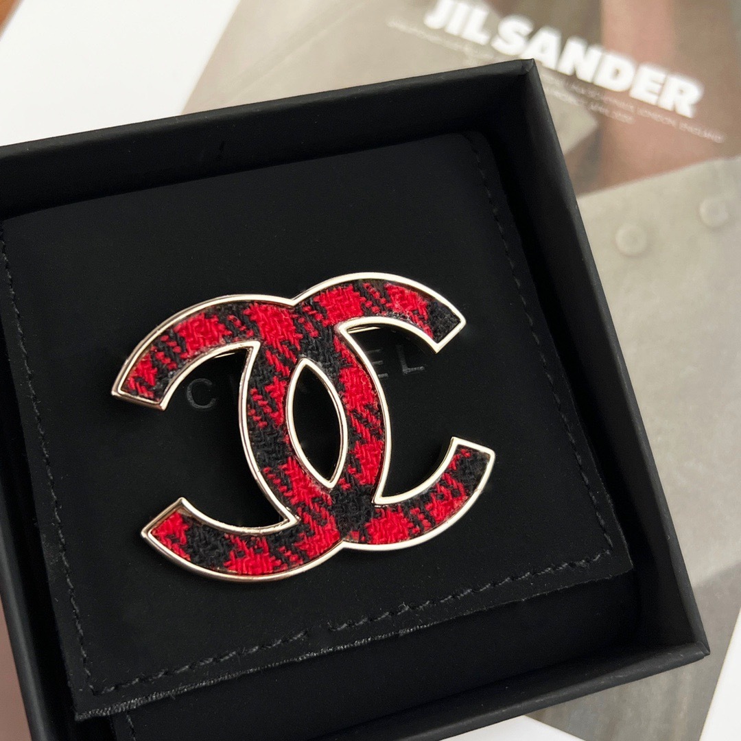 62E5757B-8039-4B18-BF7F-62211AFF502D