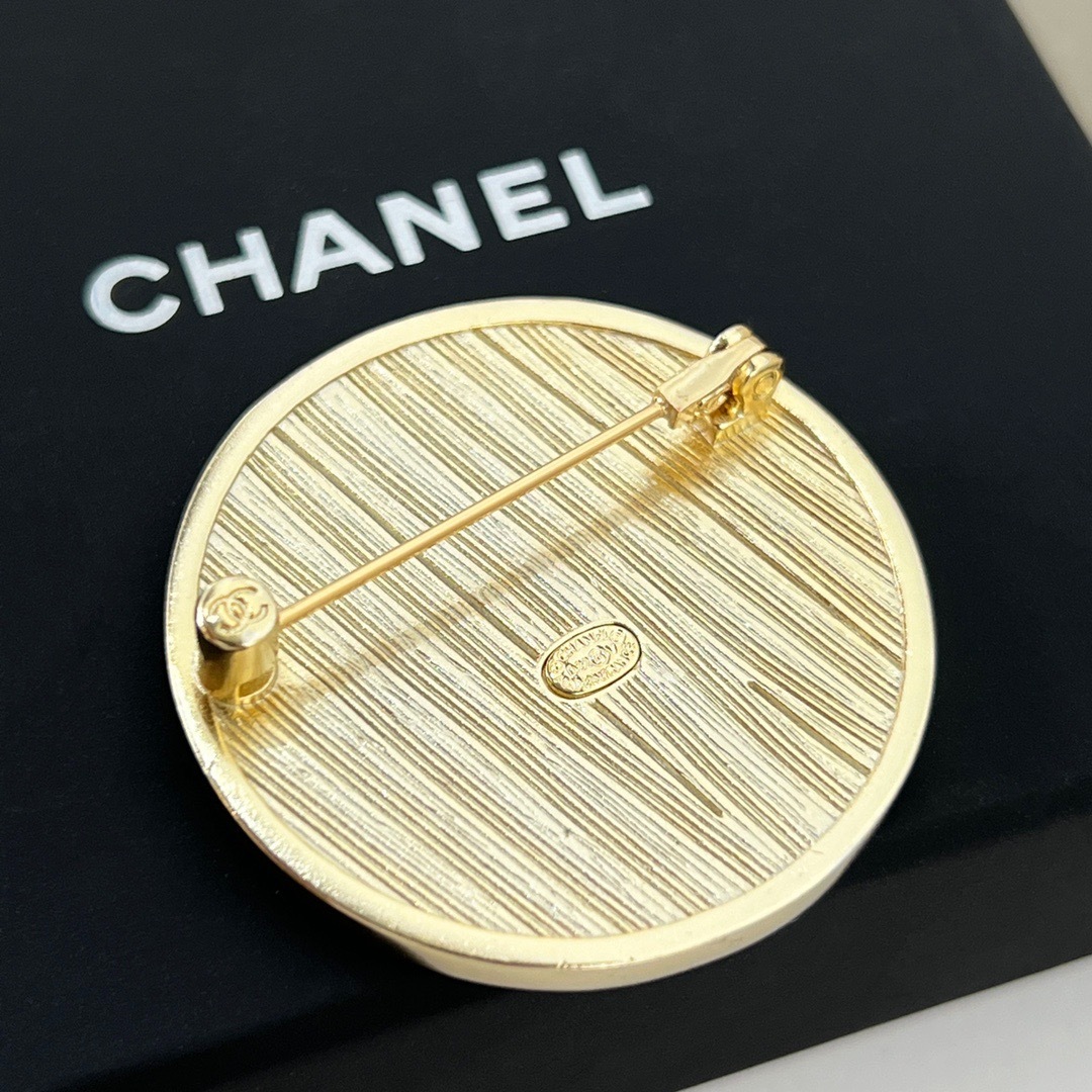 3A26A965-F5D0-4AF5-A491-22C267B150D1