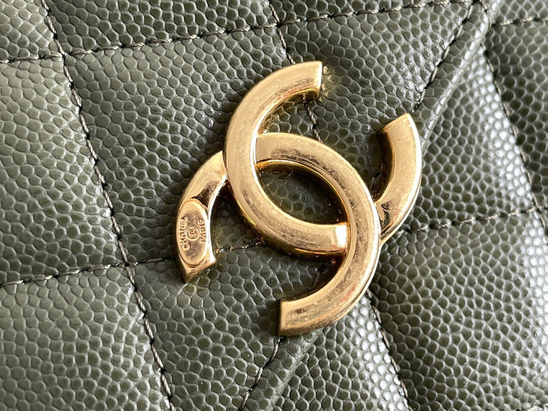 E3690639-35F8-4A63-B9A6-A71AAEFED7D6