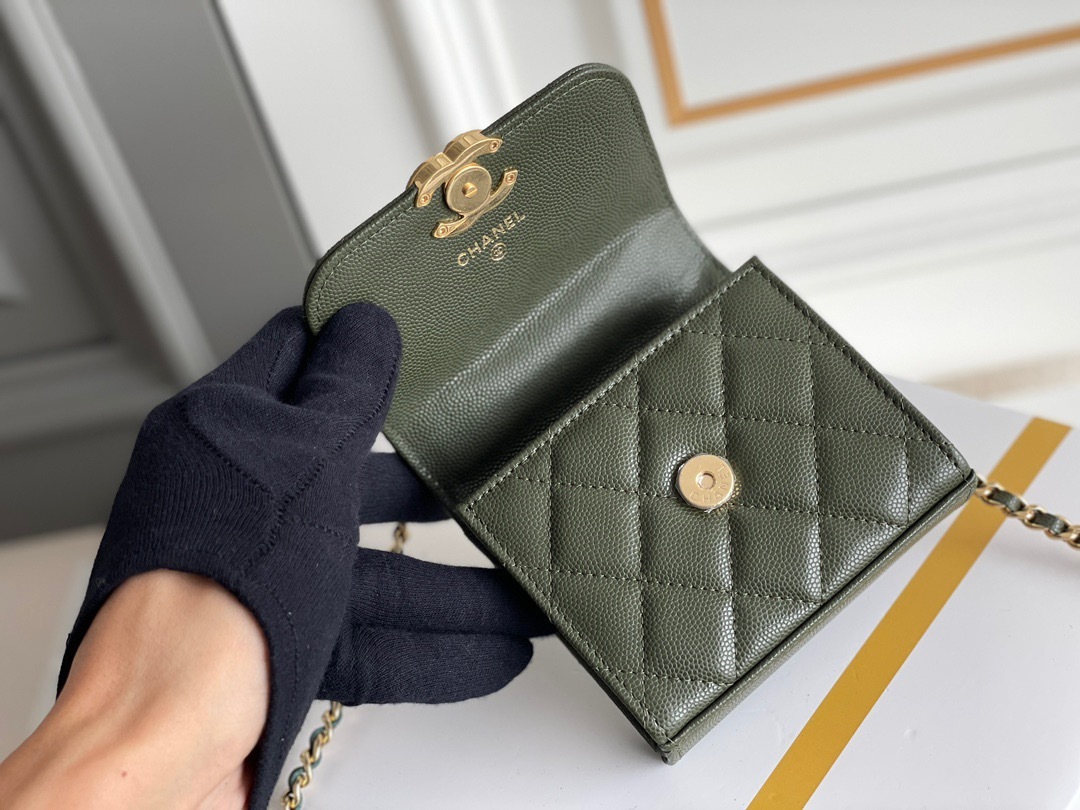 F969EE8F-5CE9-479F-9F66-C4F06589D099