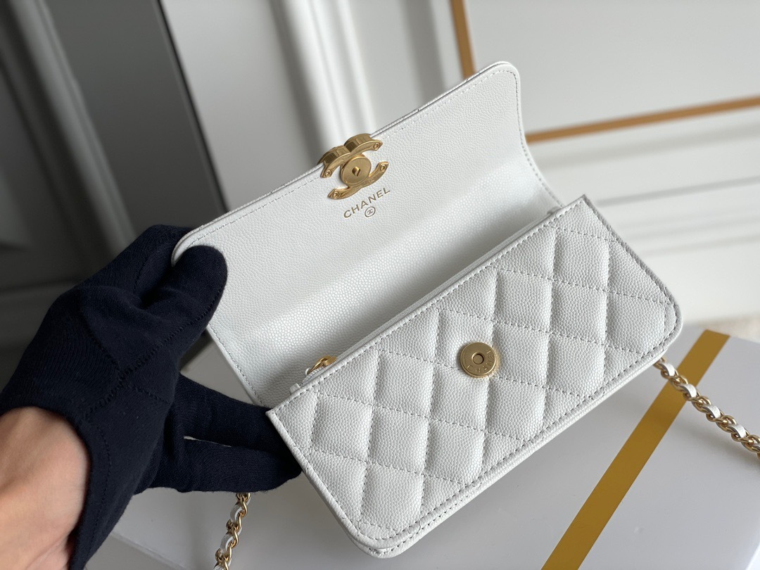 CB9B9E1B-ABA2-4581-82A6-B855708A2DAB