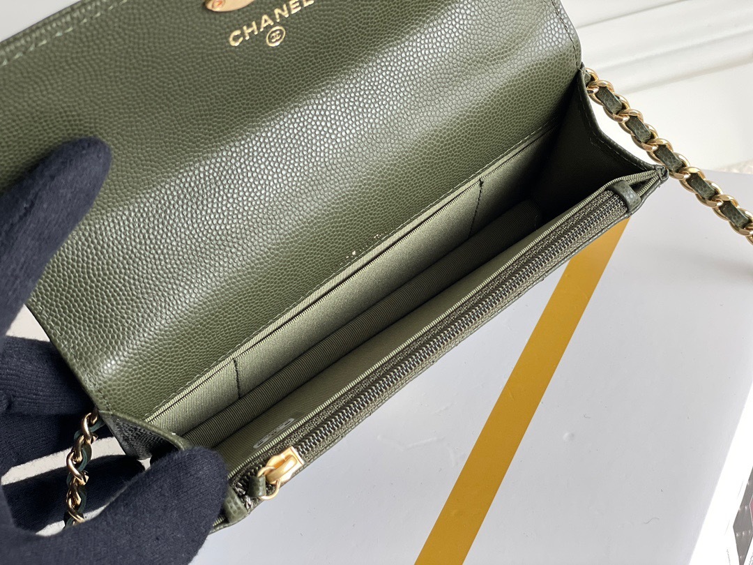 9069371F-0DE0-4EDE-B91F-BA81EAE8B789