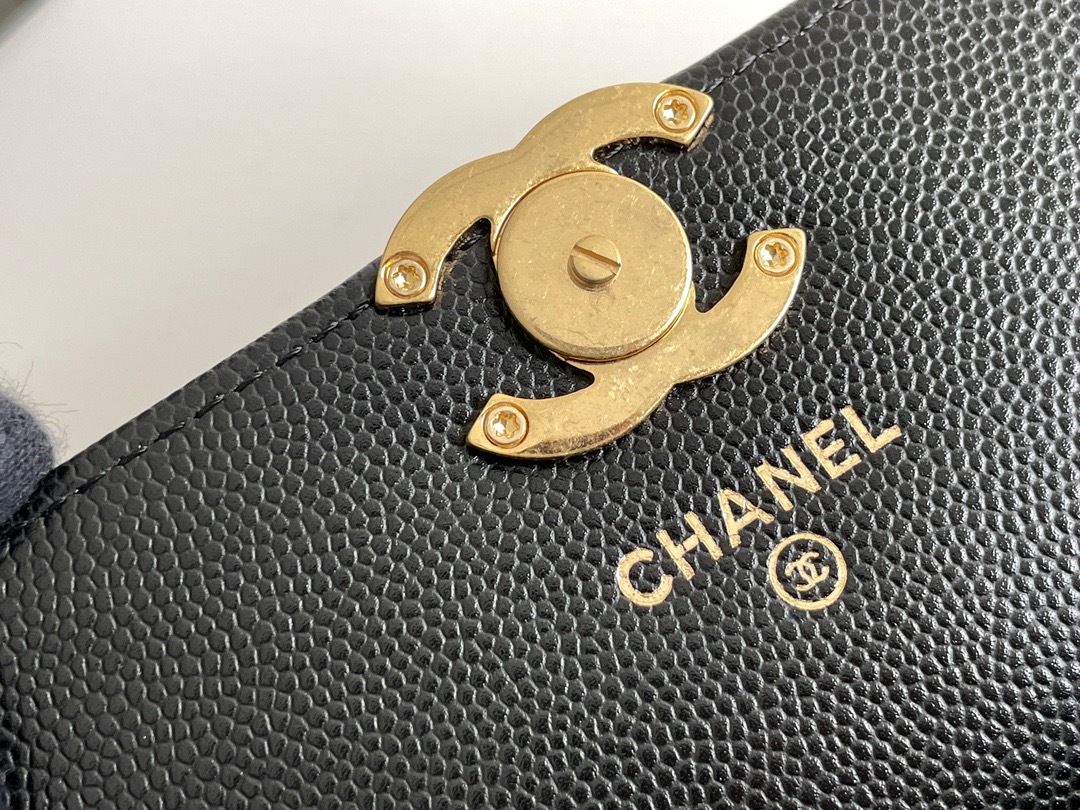 20F88D48-E1C2-4987-9351-42E2DDBE6FFE