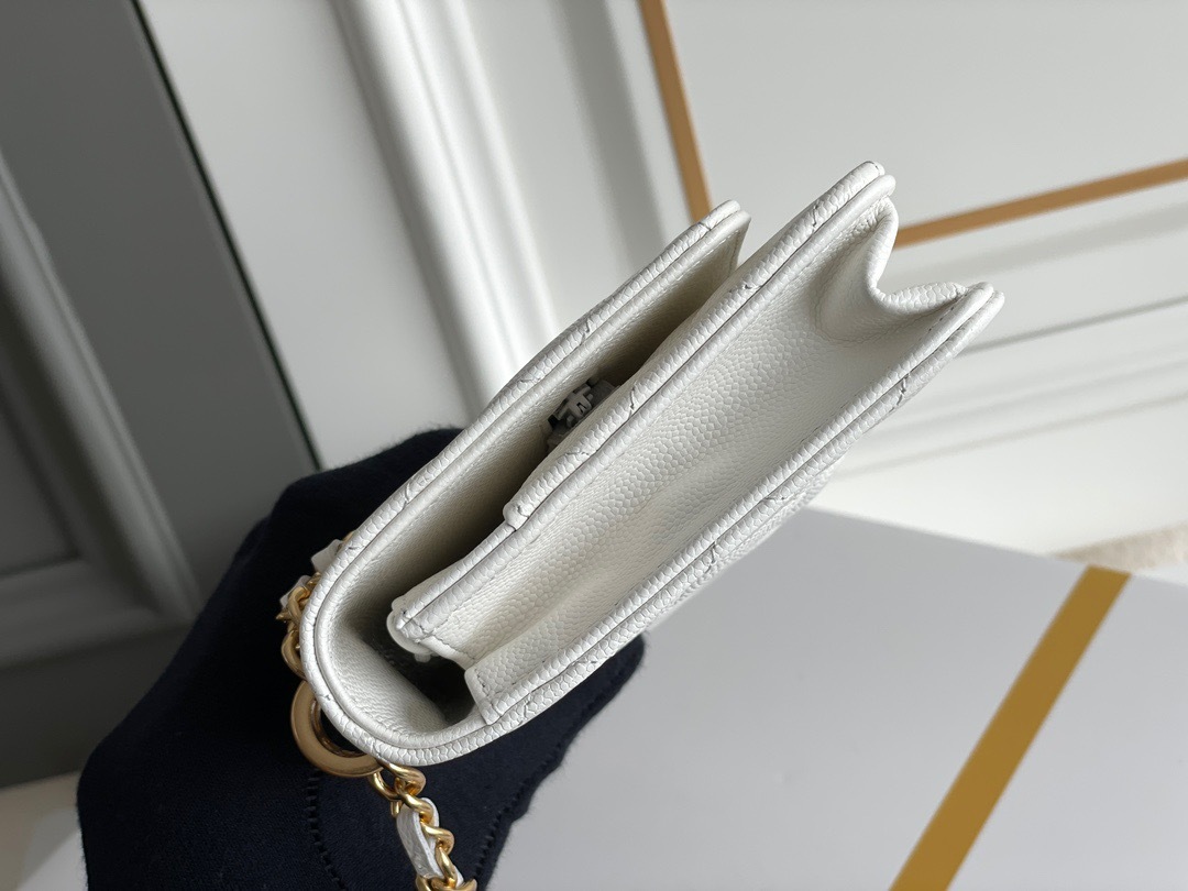 C39B01A1-536C-4C55-802D-414F7568C104