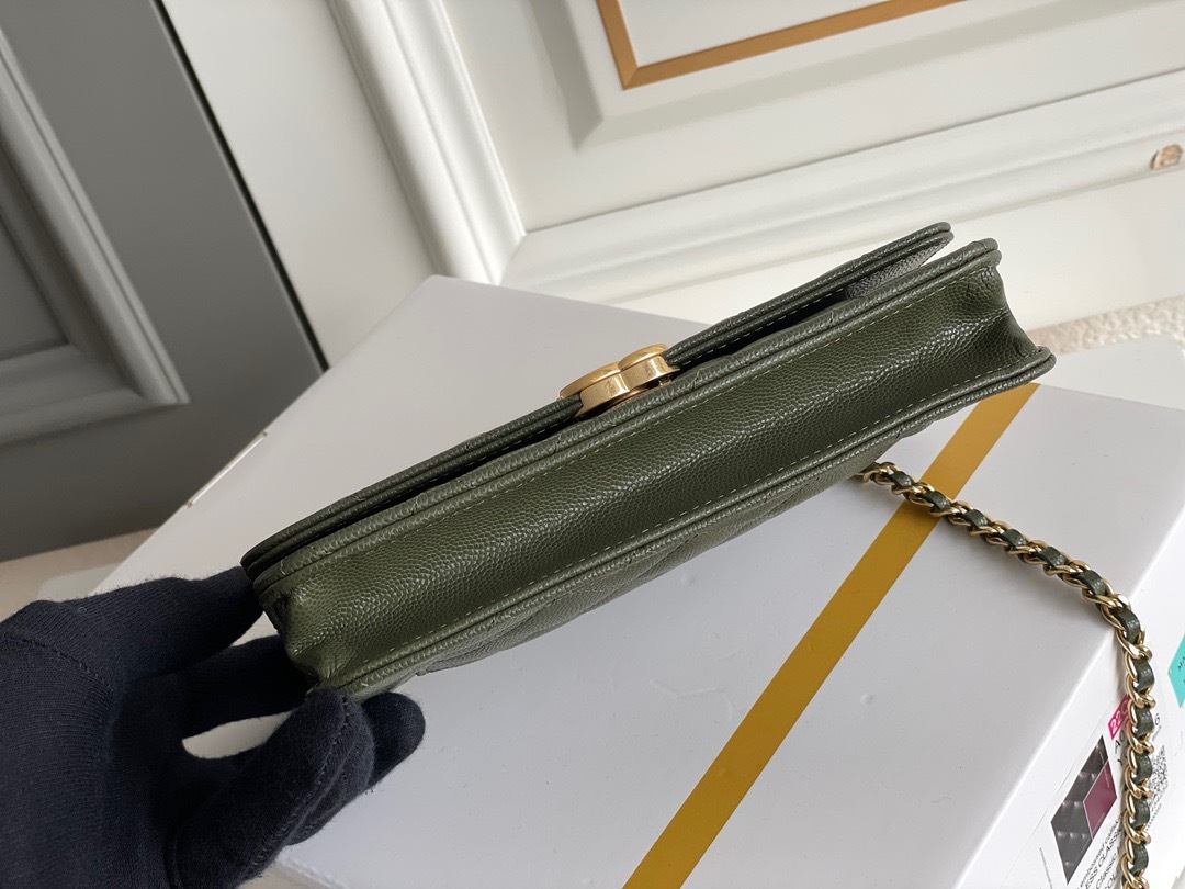 4B612188-024F-4183-B17F-70BBE058F534