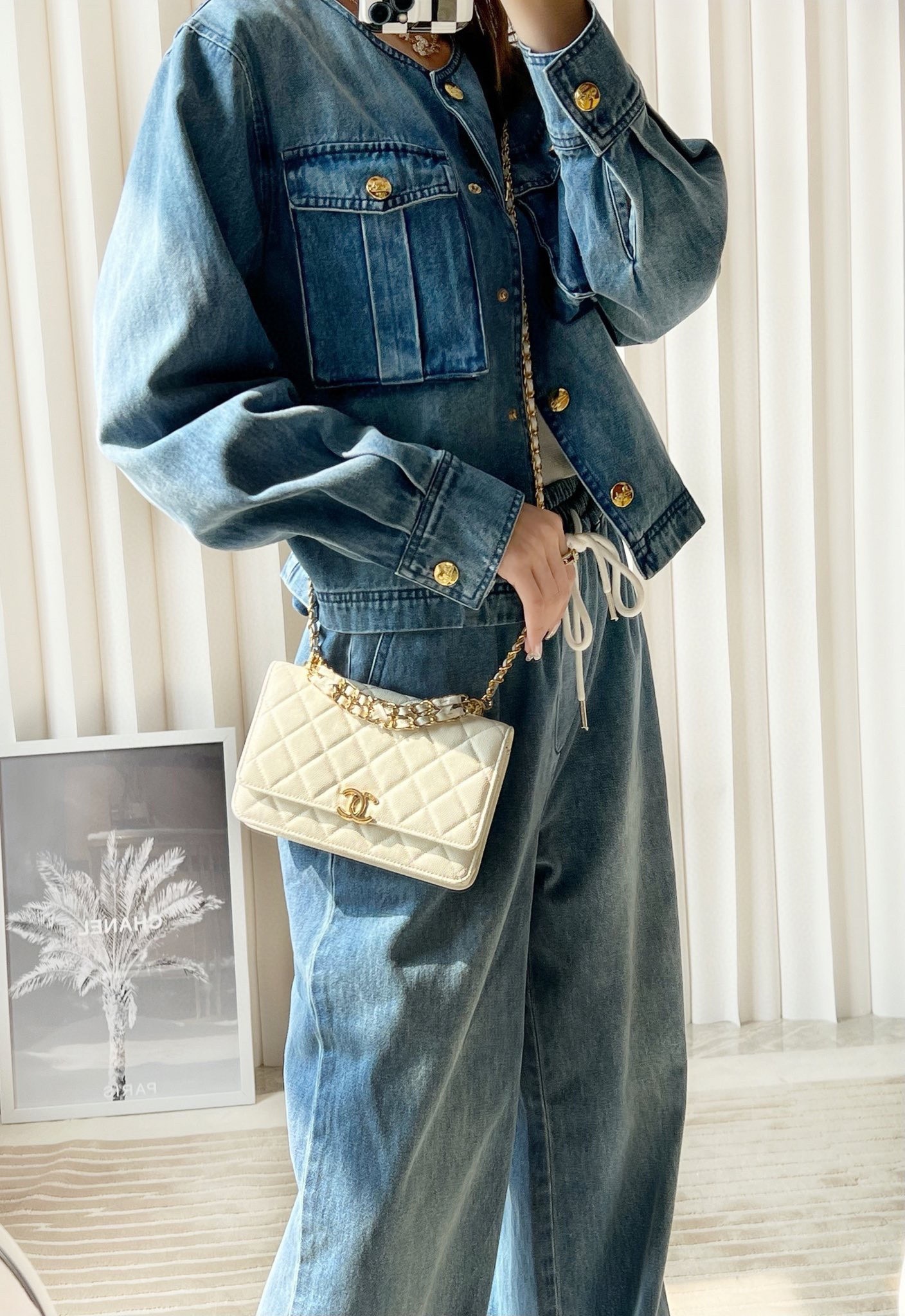 76EA44E4-C614-44C4-BD89-94CB6C07A52C