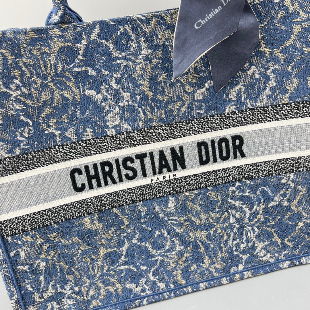 F45F03CF-009F-4659-B6A3-022BCDD83A95