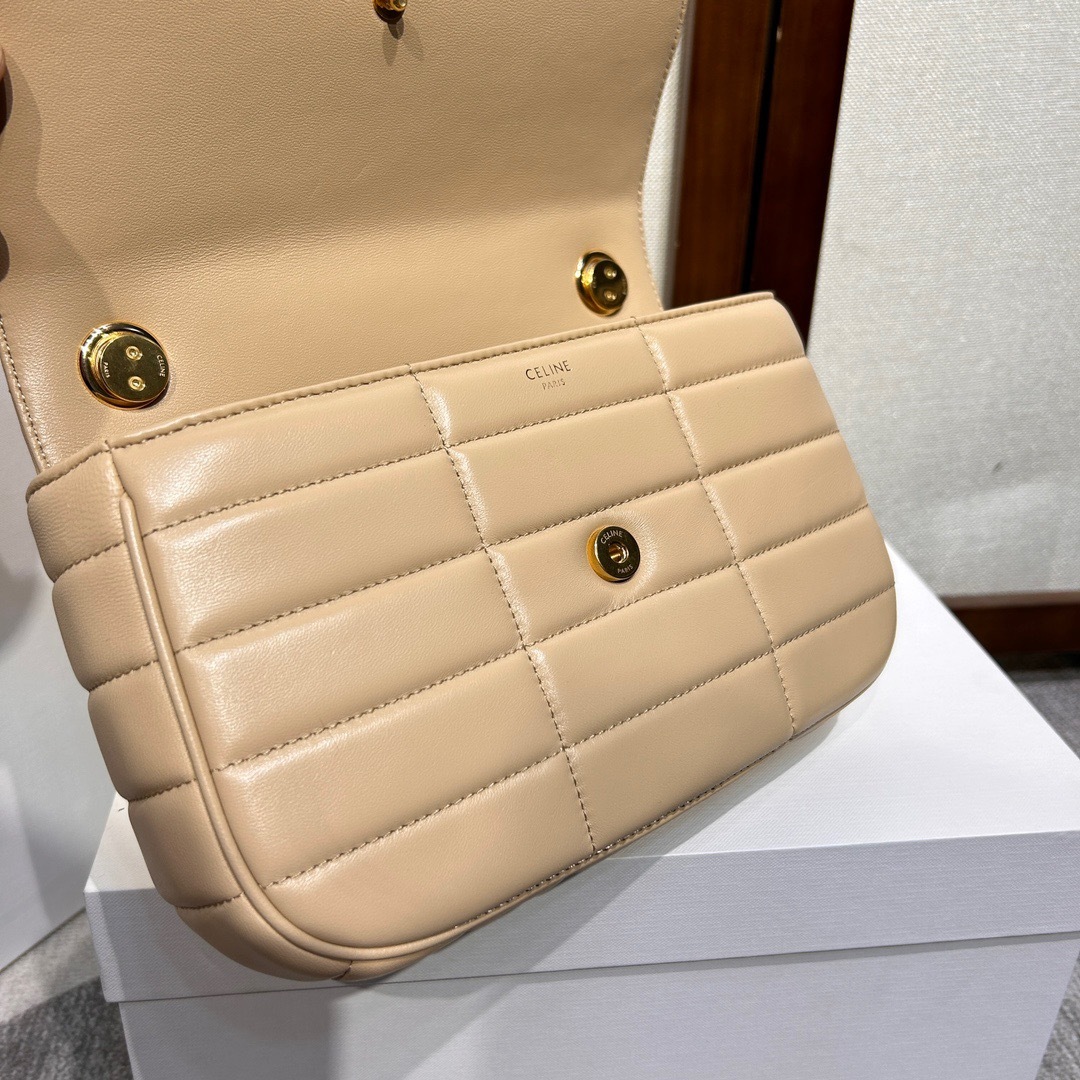 A5132768-4EB5-4313-A584-FA0A82F3E1F3