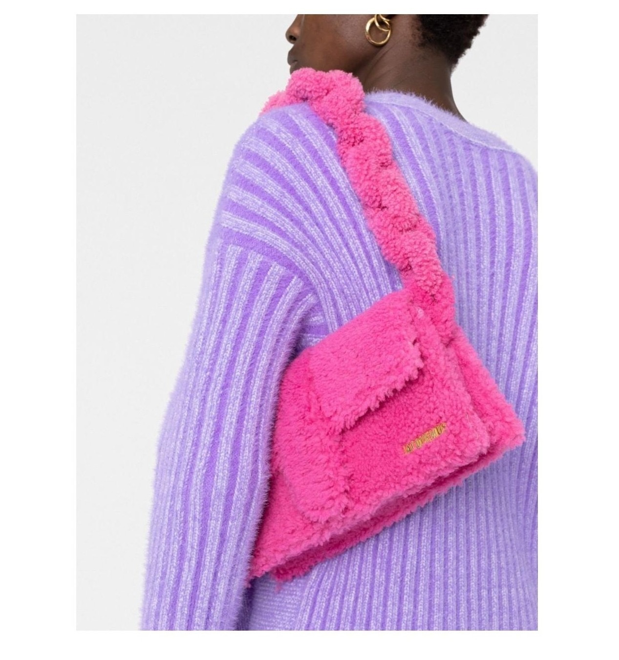 C992273F-2C9B-45B3-8DCE-76234E5537D3