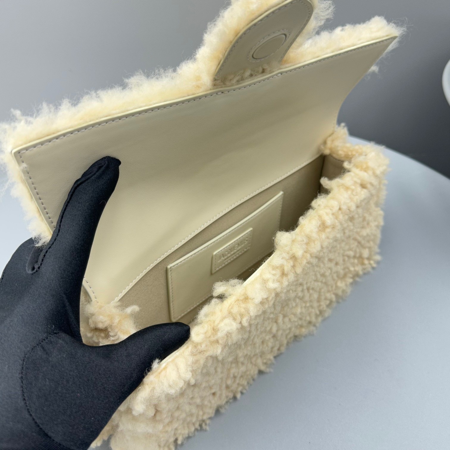 943A8577-E8F0-4ADC-BB55-09EB6624F44B