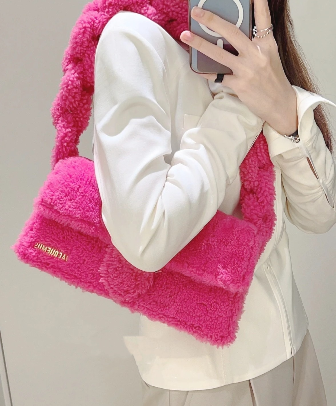 DE6479BD-AB4E-4BB9-B4D9-A94FAC13B018