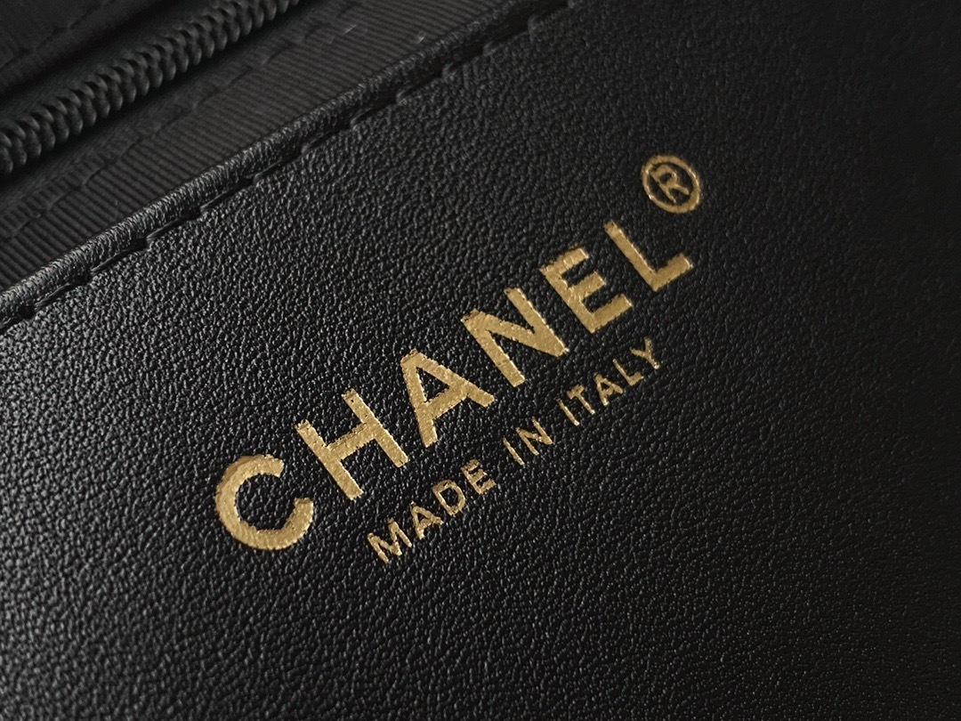 FE7AFBDF-176B-41FF-816B-62E835A90B9B