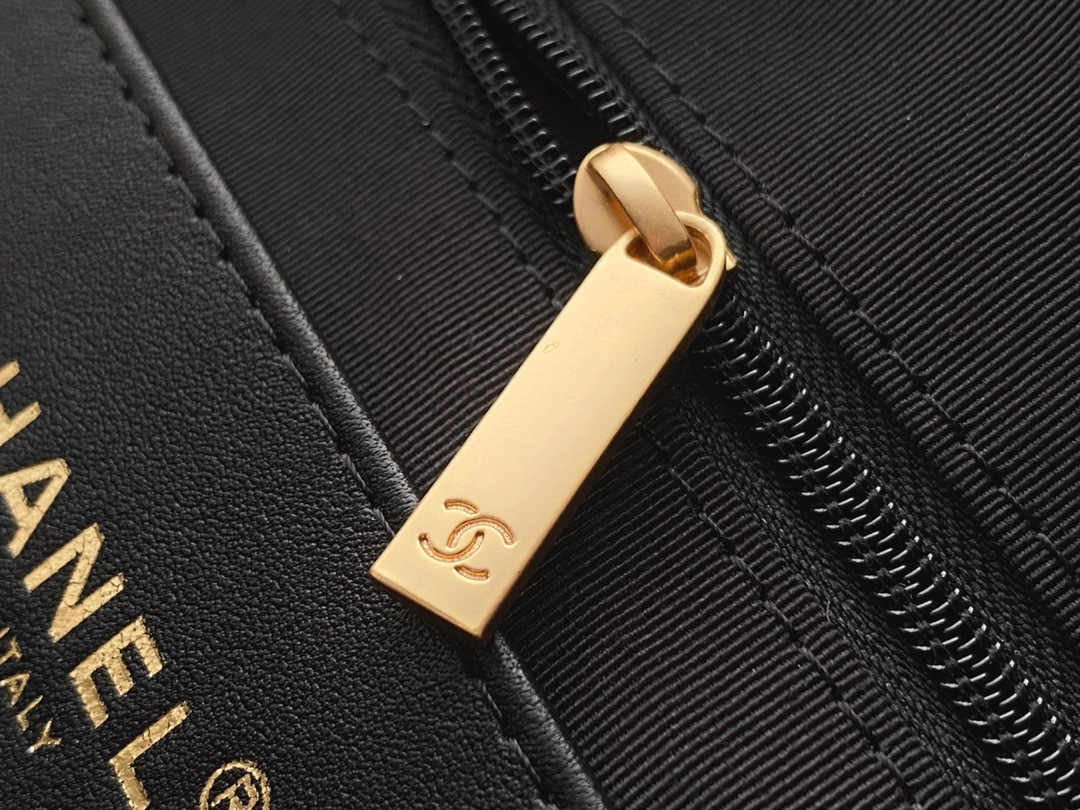 178D43BF-F8C0-4B3D-8E66-271B239B5322