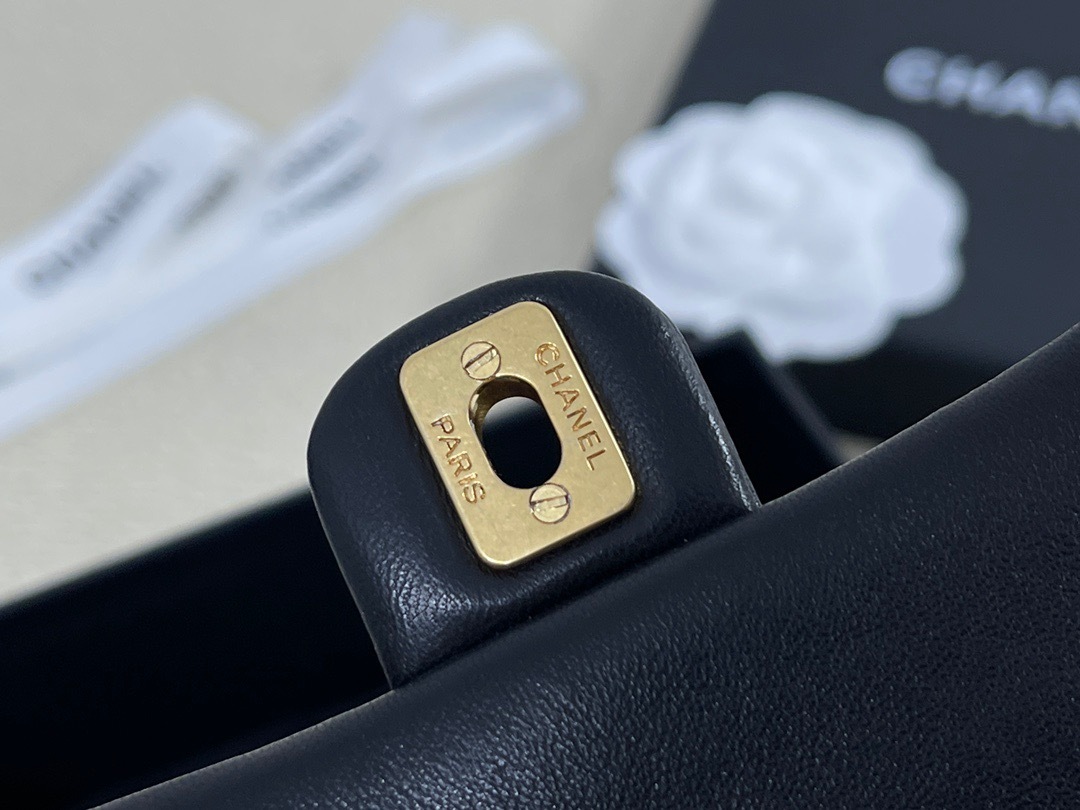 8AEC1094-85BB-4308-A38E-3ED3170A3695