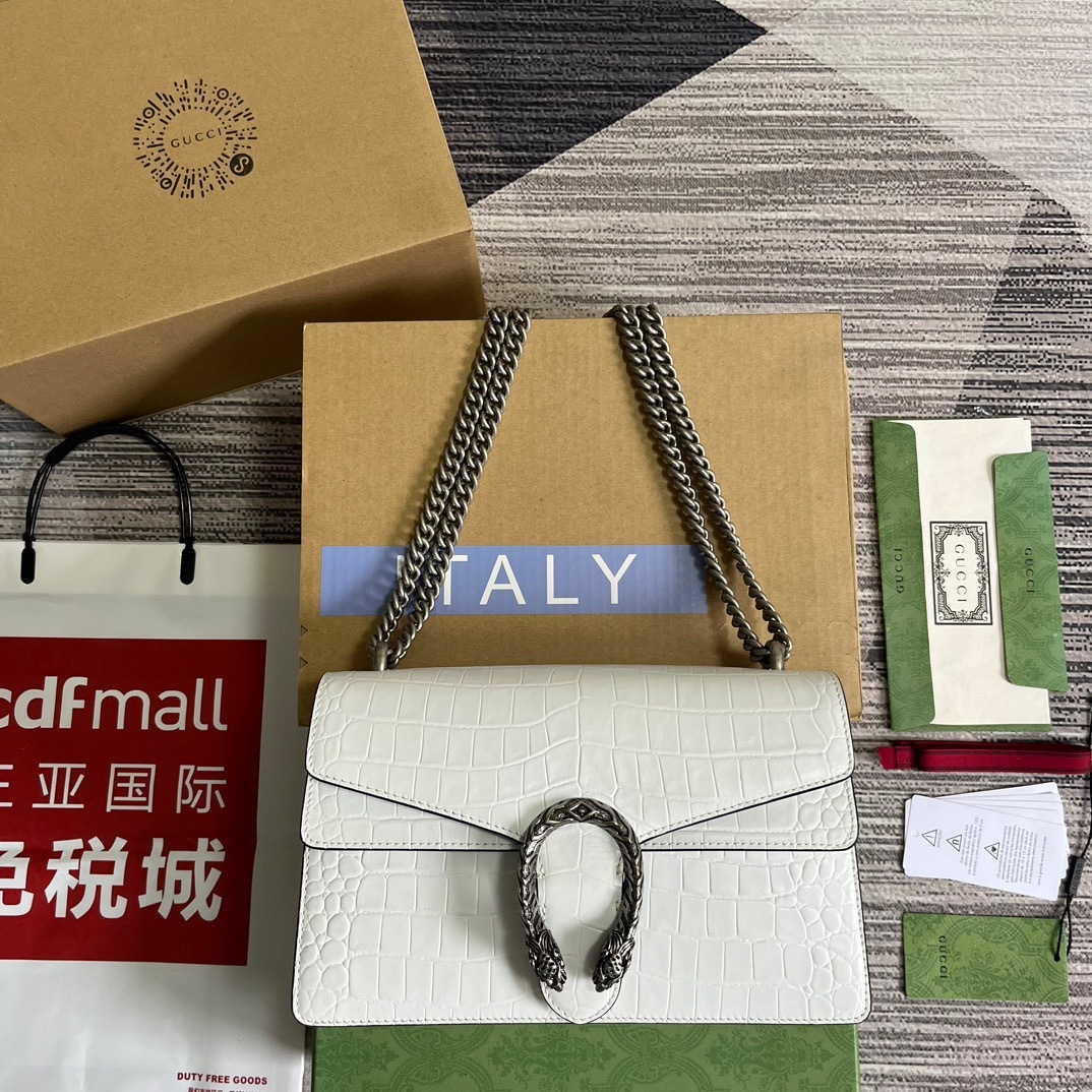 E40A3F3C-8243-42A3-9C69-2DFE24875A21