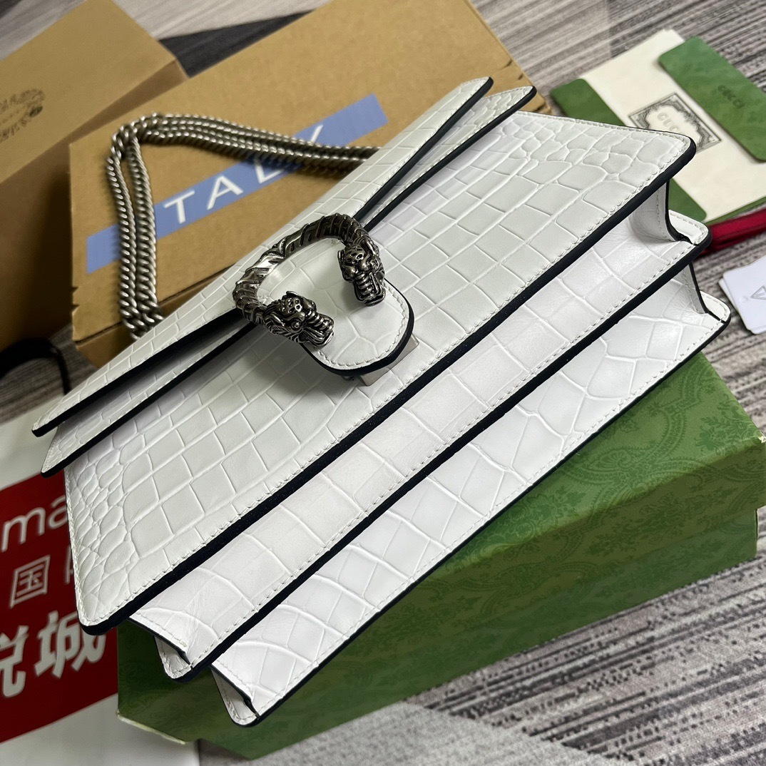 A3A5B483-9A04-4517-B9B9-155EF7751B4A