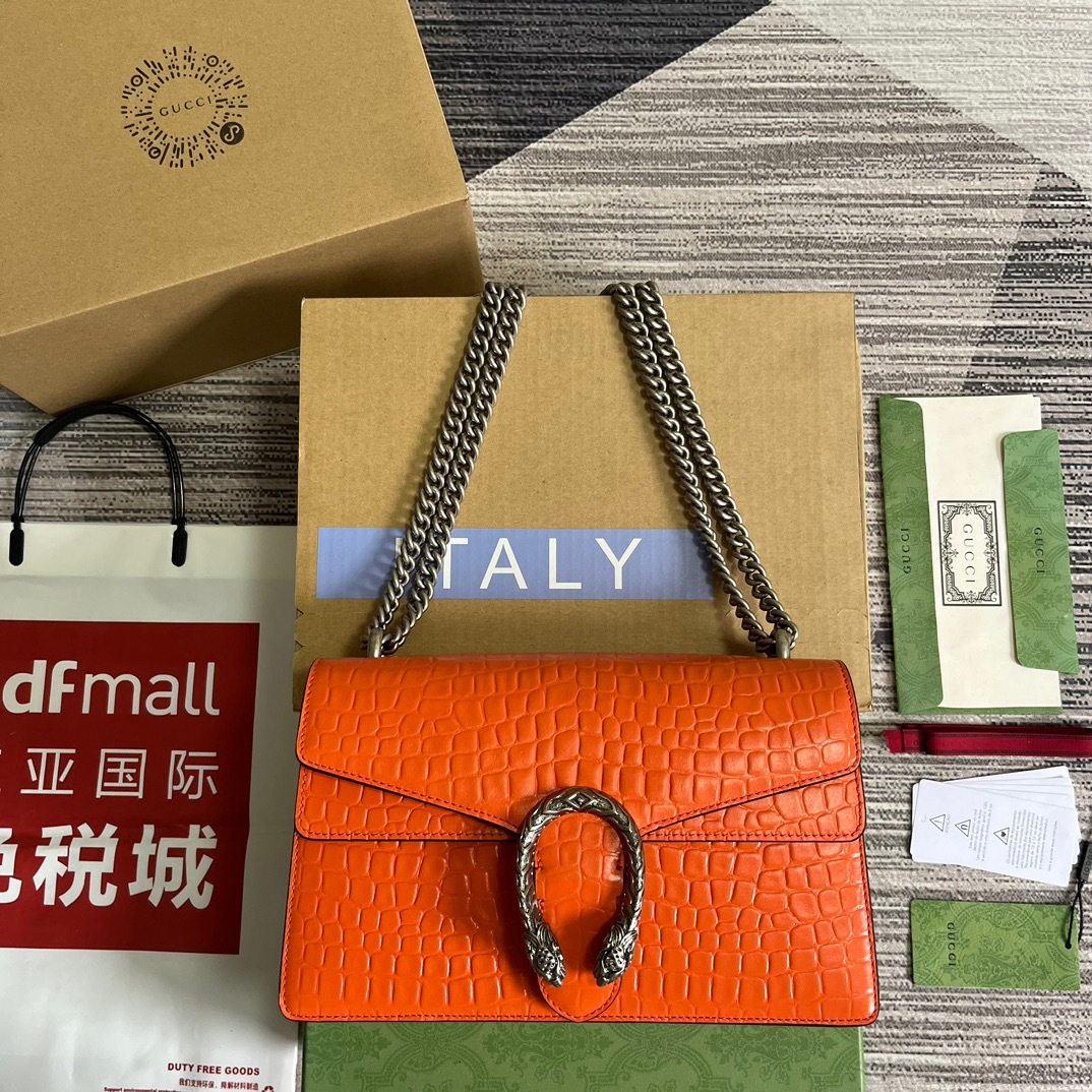 56F7DBEB-9525-4377-9954-AB56AE6A2B3C