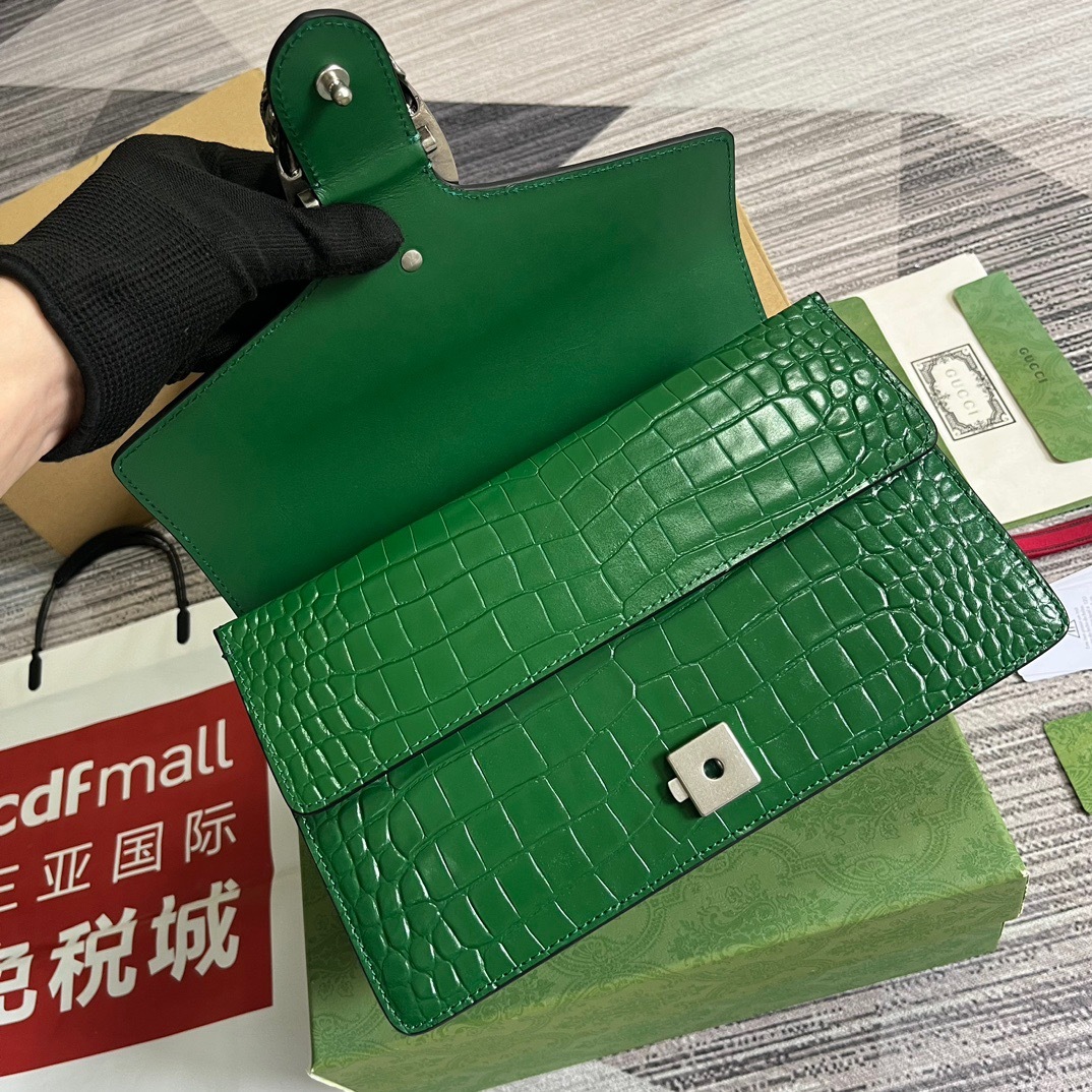 BE12500B-A109-41A8-A711-79824038F3C4