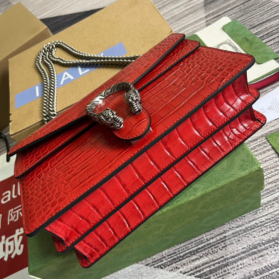 7AE491DF-FE32-48AD-9FC3-68213FB320F1