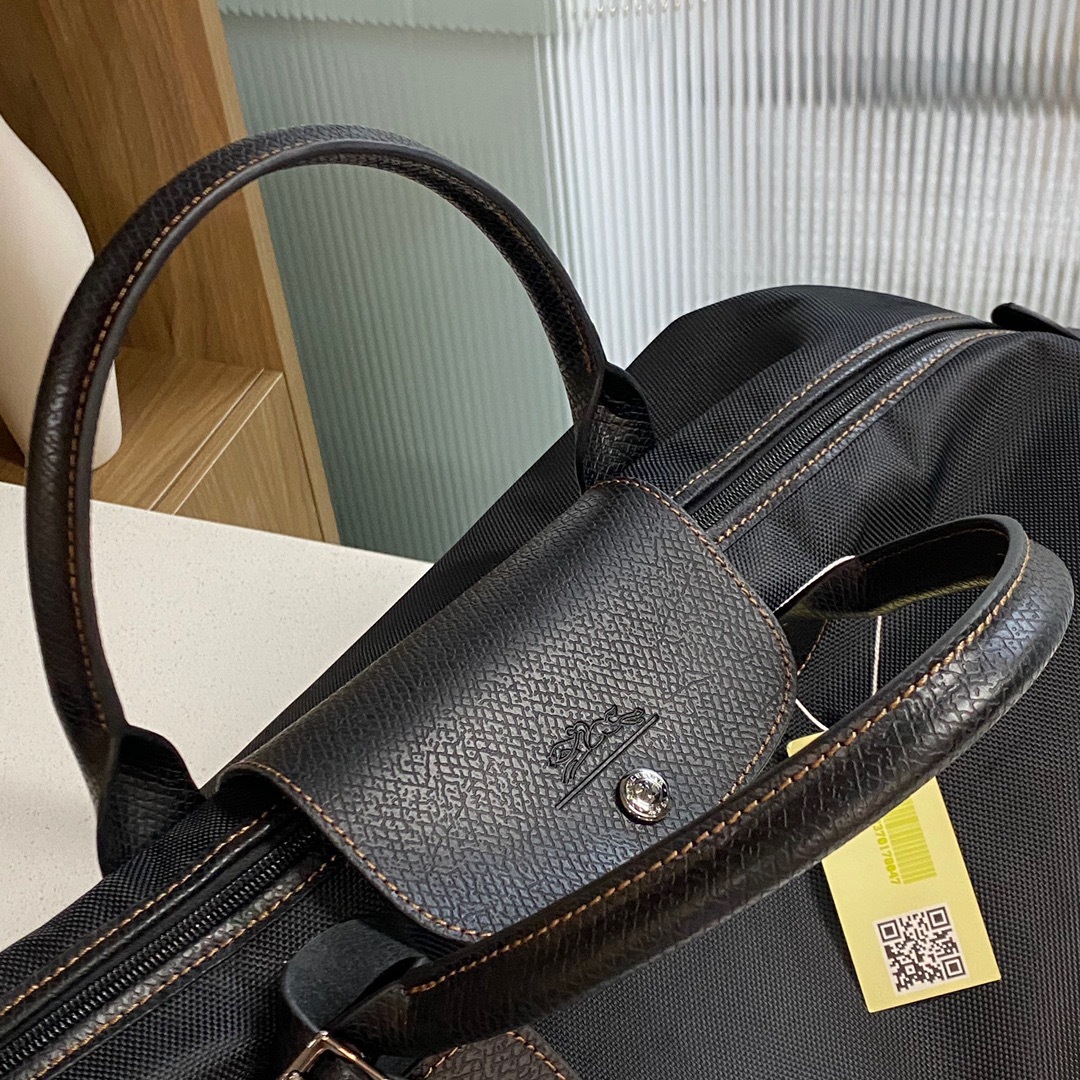 2A771AF7-59D9-495A-9828-14A396D7B521