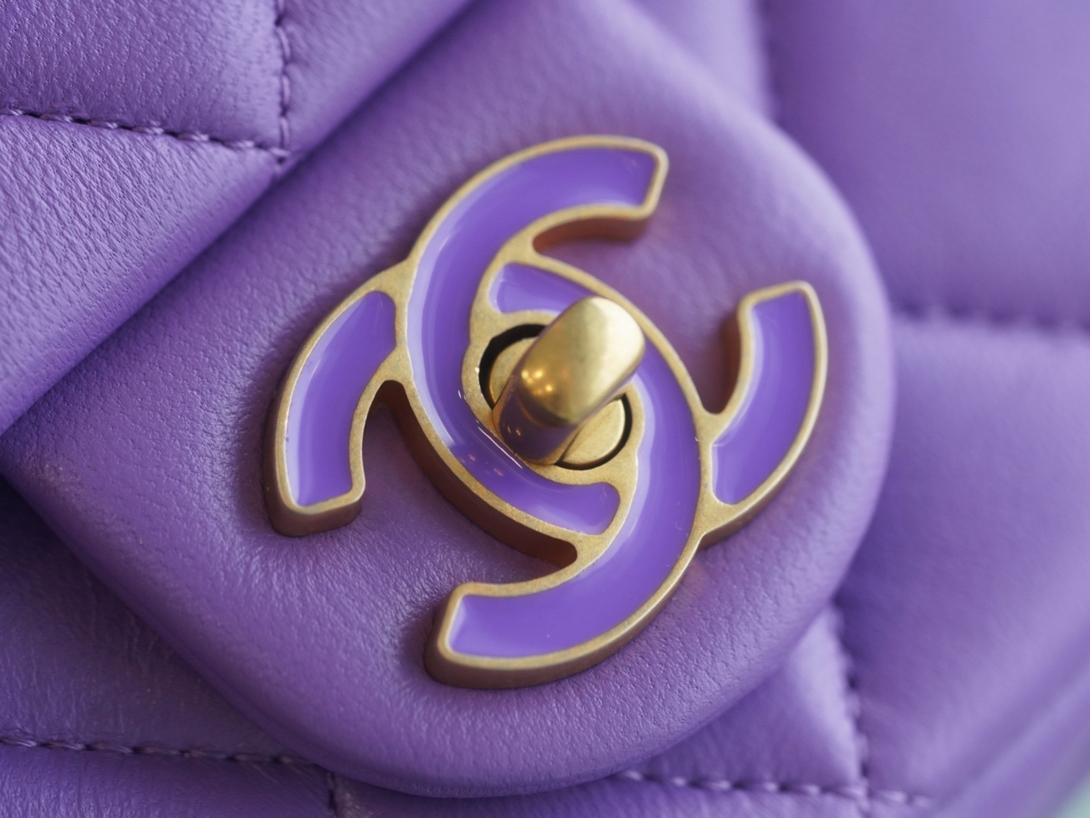 C17B8837-FB59-499D-9188-A21A23F79E50