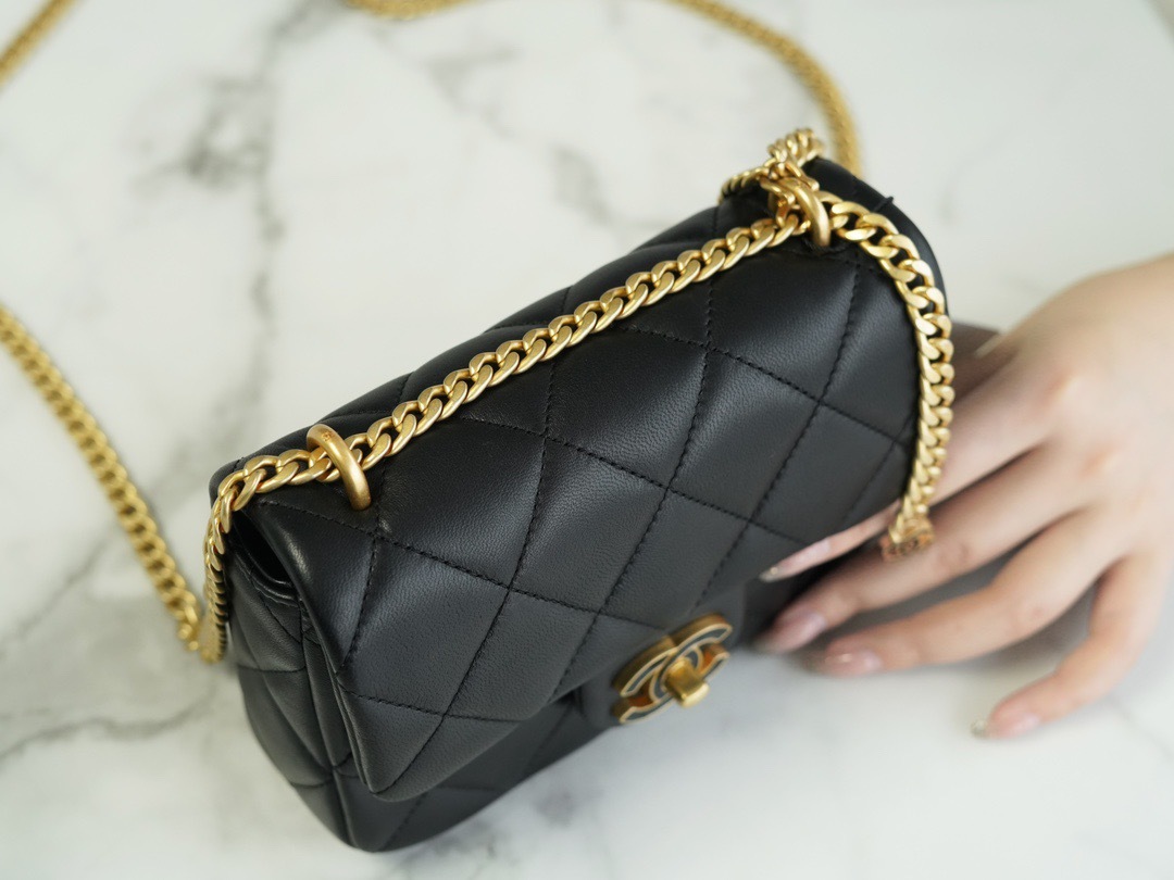 A8C2248B-6F72-48A4-9377-6E46F6CB6C67