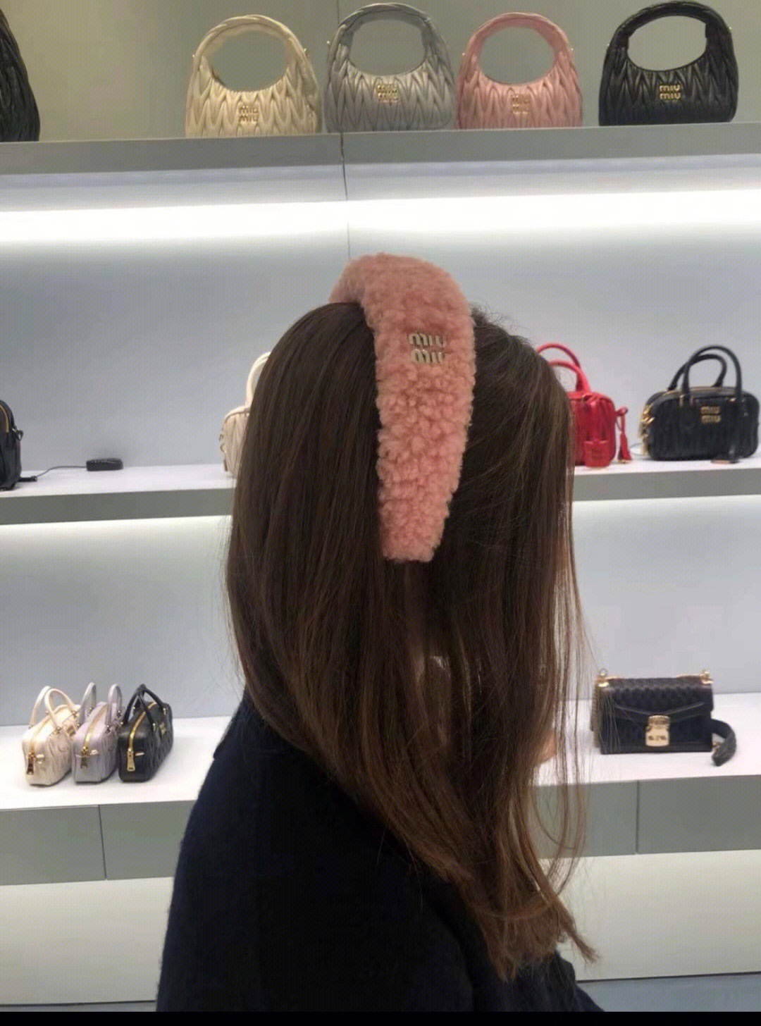 2A47F7E0-068B-4CC7-BBB1-E9D7BAAE5302