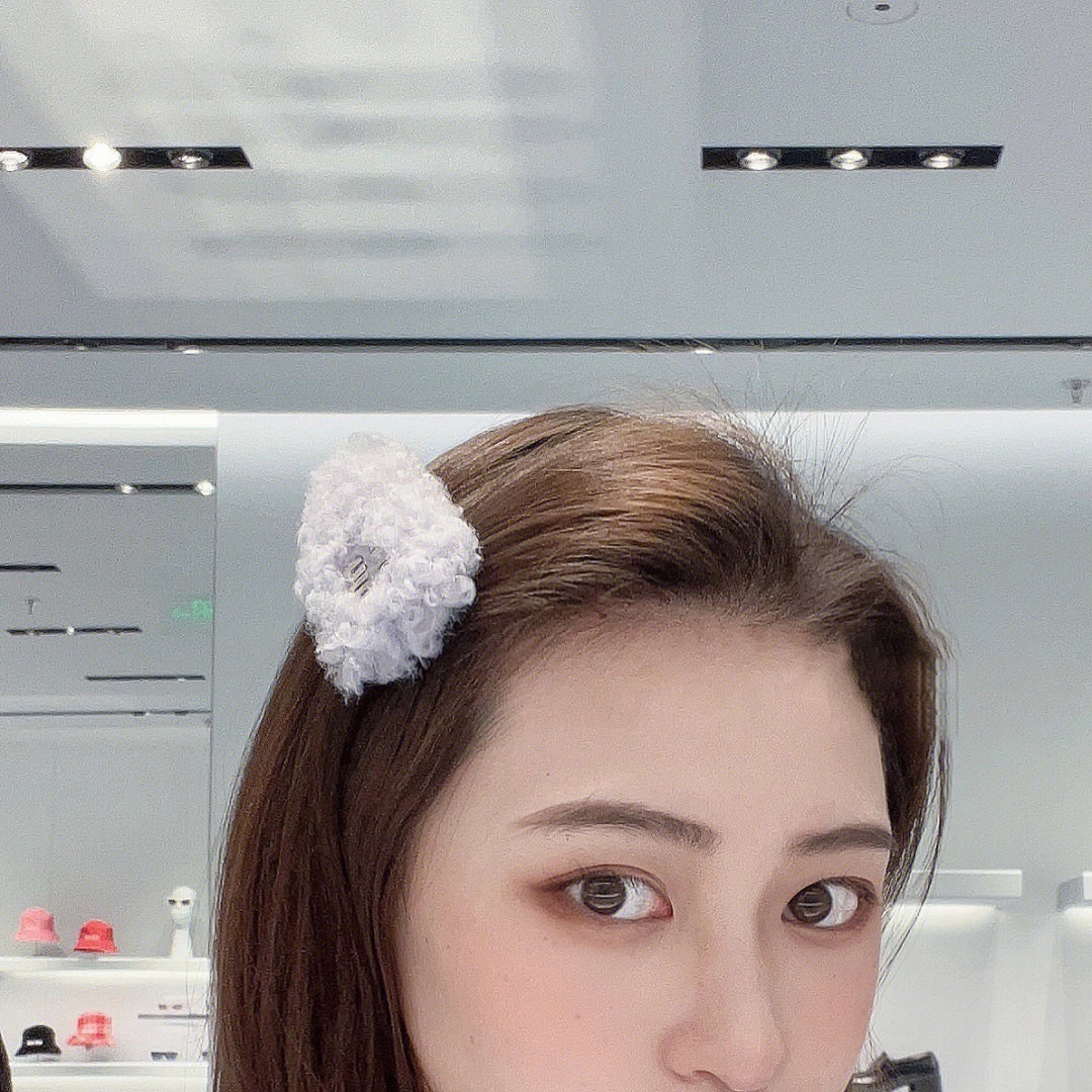 BDDE4EEB-87BB-48B4-A1DE-07C593BA3E82