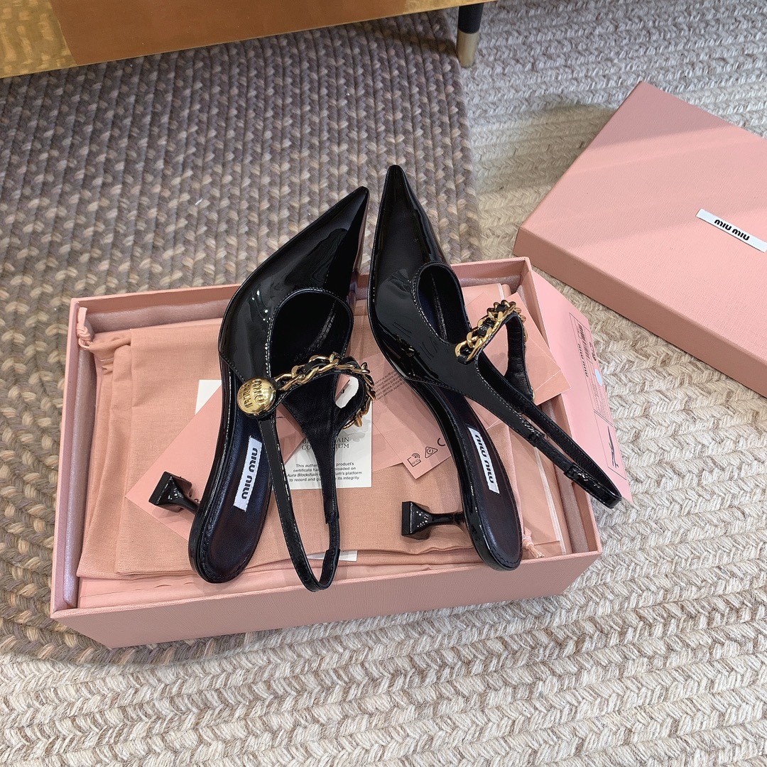 4674AB53-A2CC-47C0-A63A-89D76AC211DE