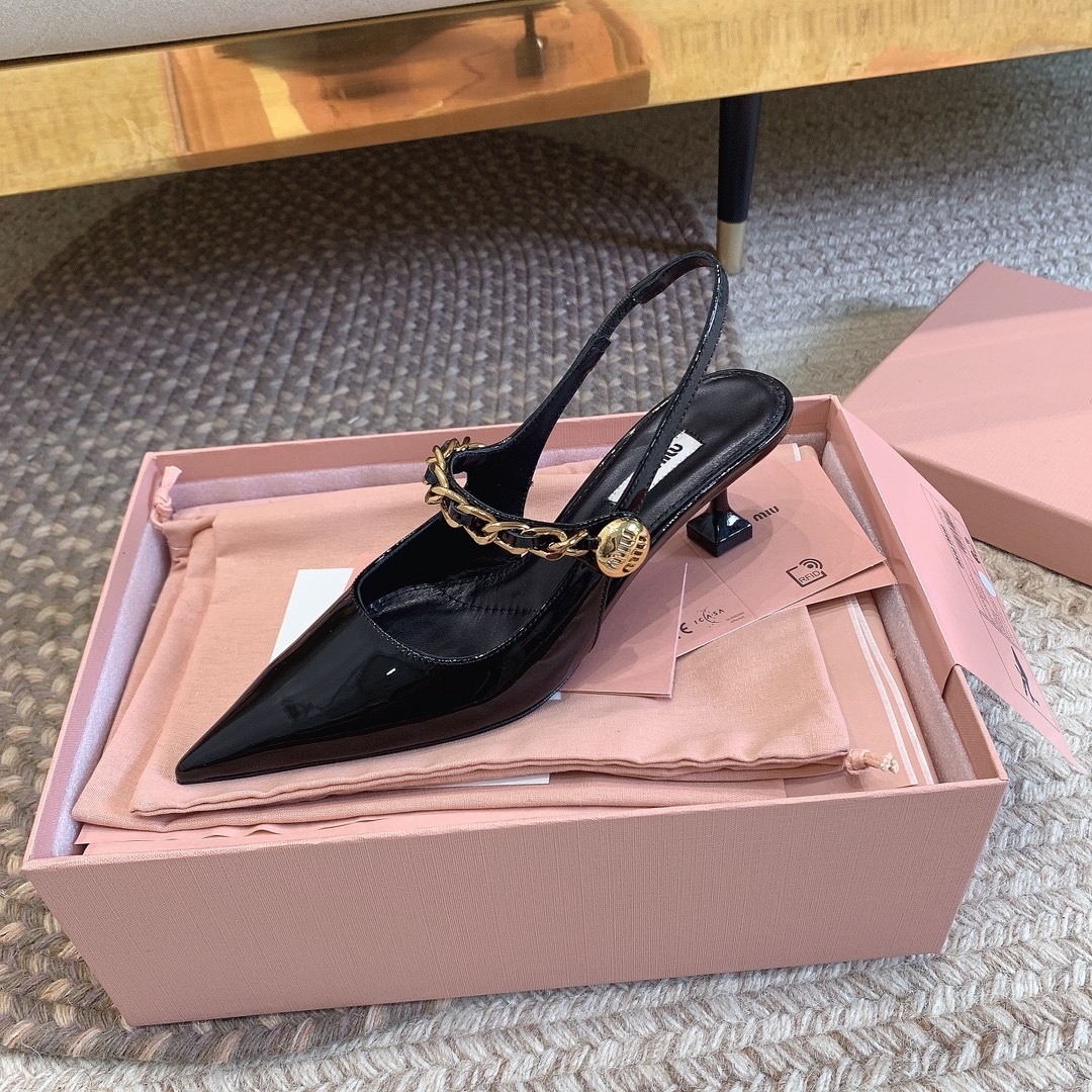 CF8CA5DD-C466-48CC-AF56-DCF67214B2B6