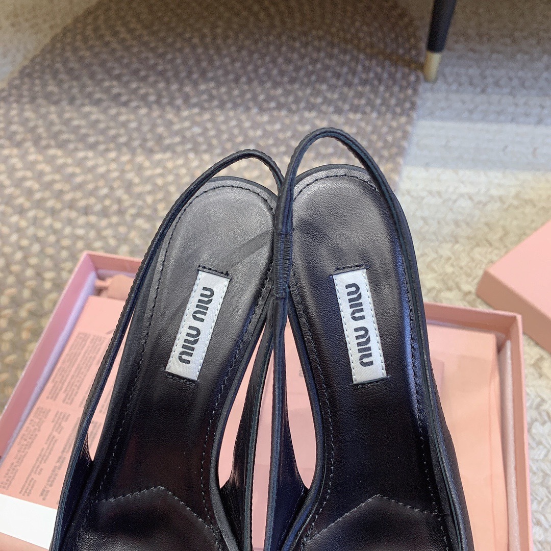 5474FF8A-B014-4609-95E8-AD67AE55F9EF