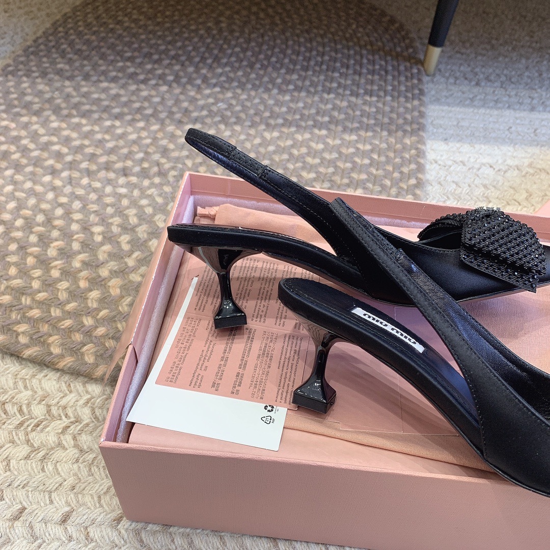 E16F1530-32CD-4207-A716-08E824B4634F