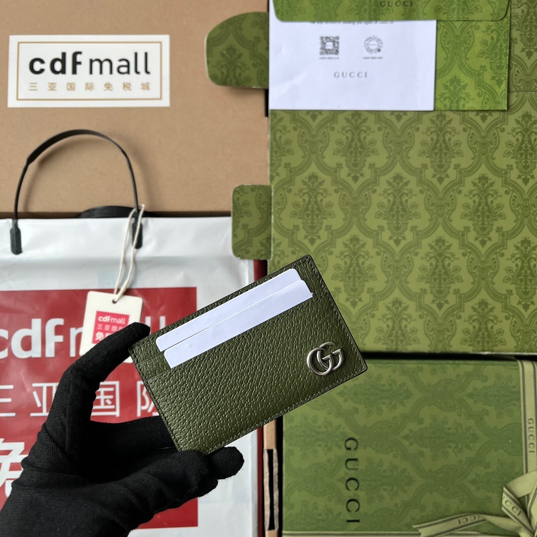 A1C32E29-F2E5-4DC0-8894-E84A5F609D38