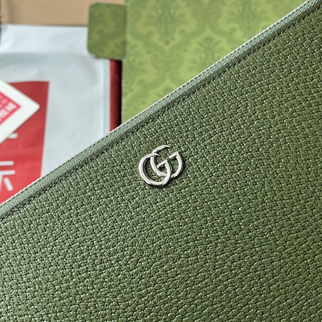 C8347D2C-6830-48D0-982E-A611ACC5316D