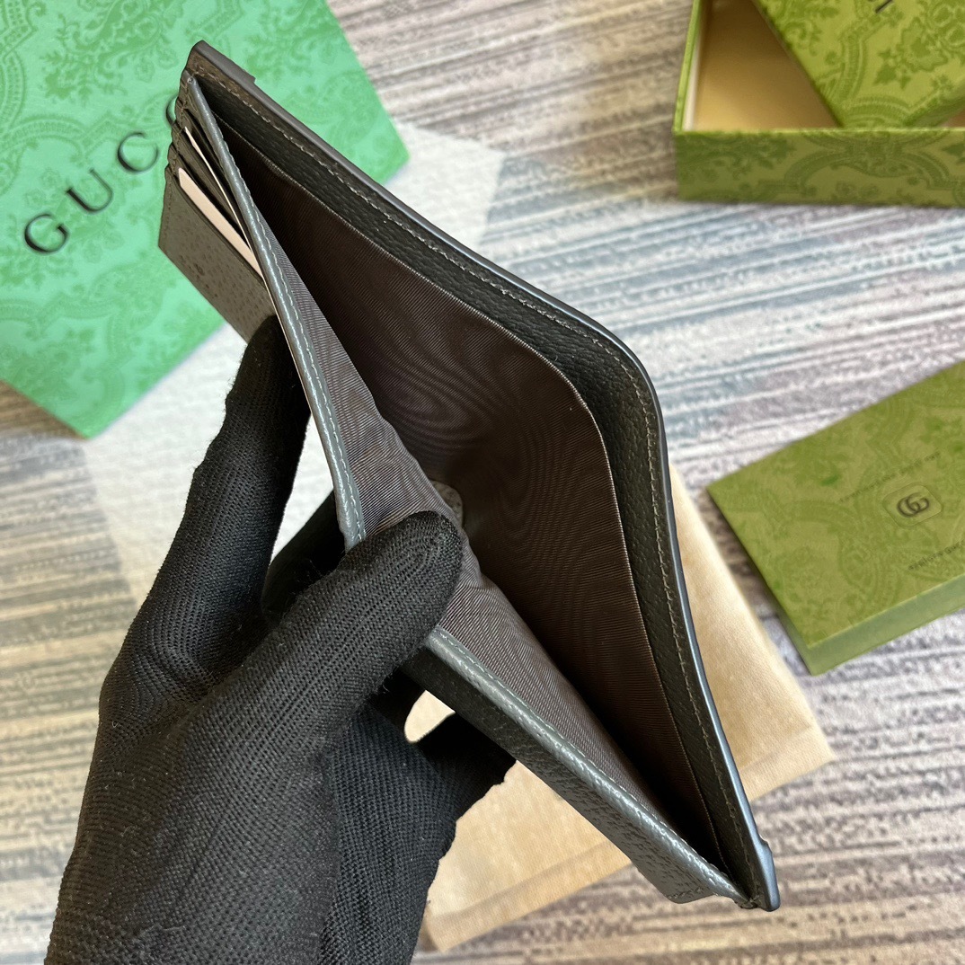 94E1885A-8170-4A94-AA75-57FD5B0ED3D9