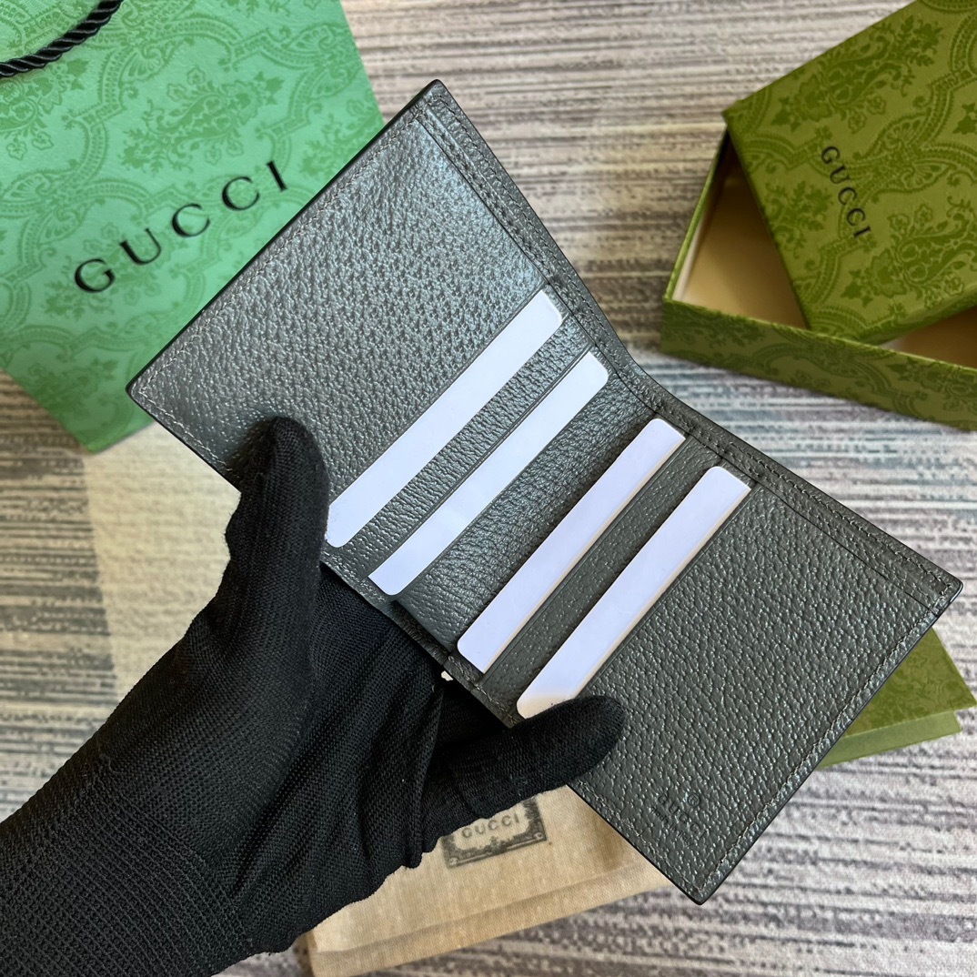 E1E1D907-833D-468A-BC10-5A0302E5CA4D